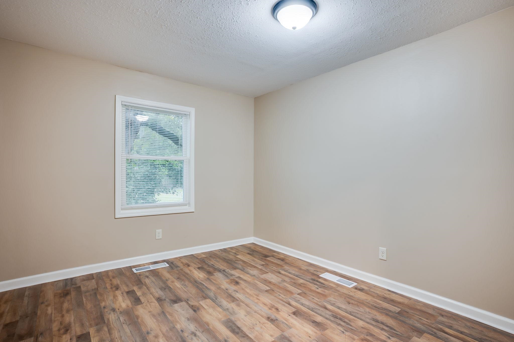 1728 Dearborn Street Augusta KS 67010