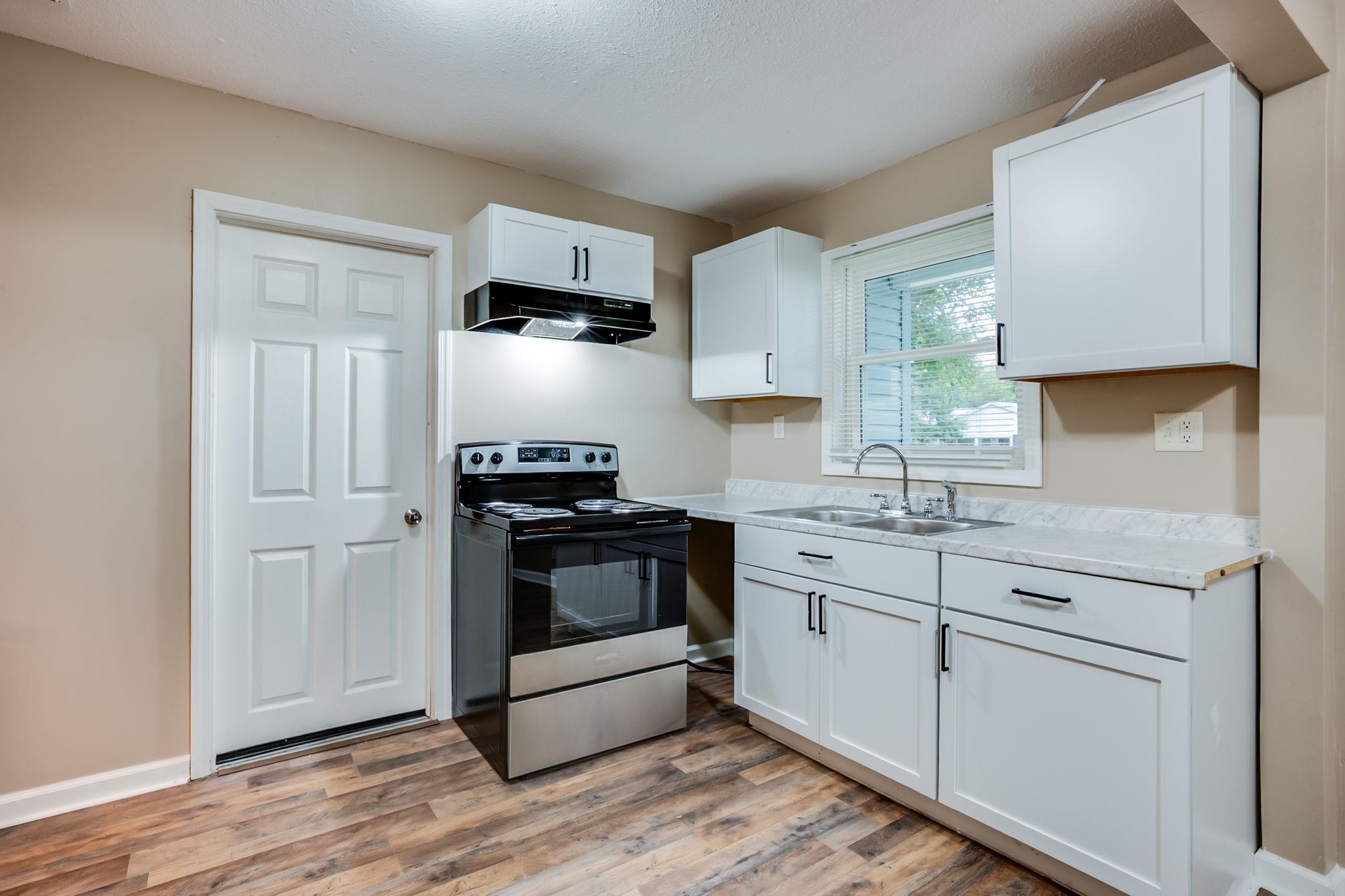 1728 Dearborn Street Augusta KS 67010