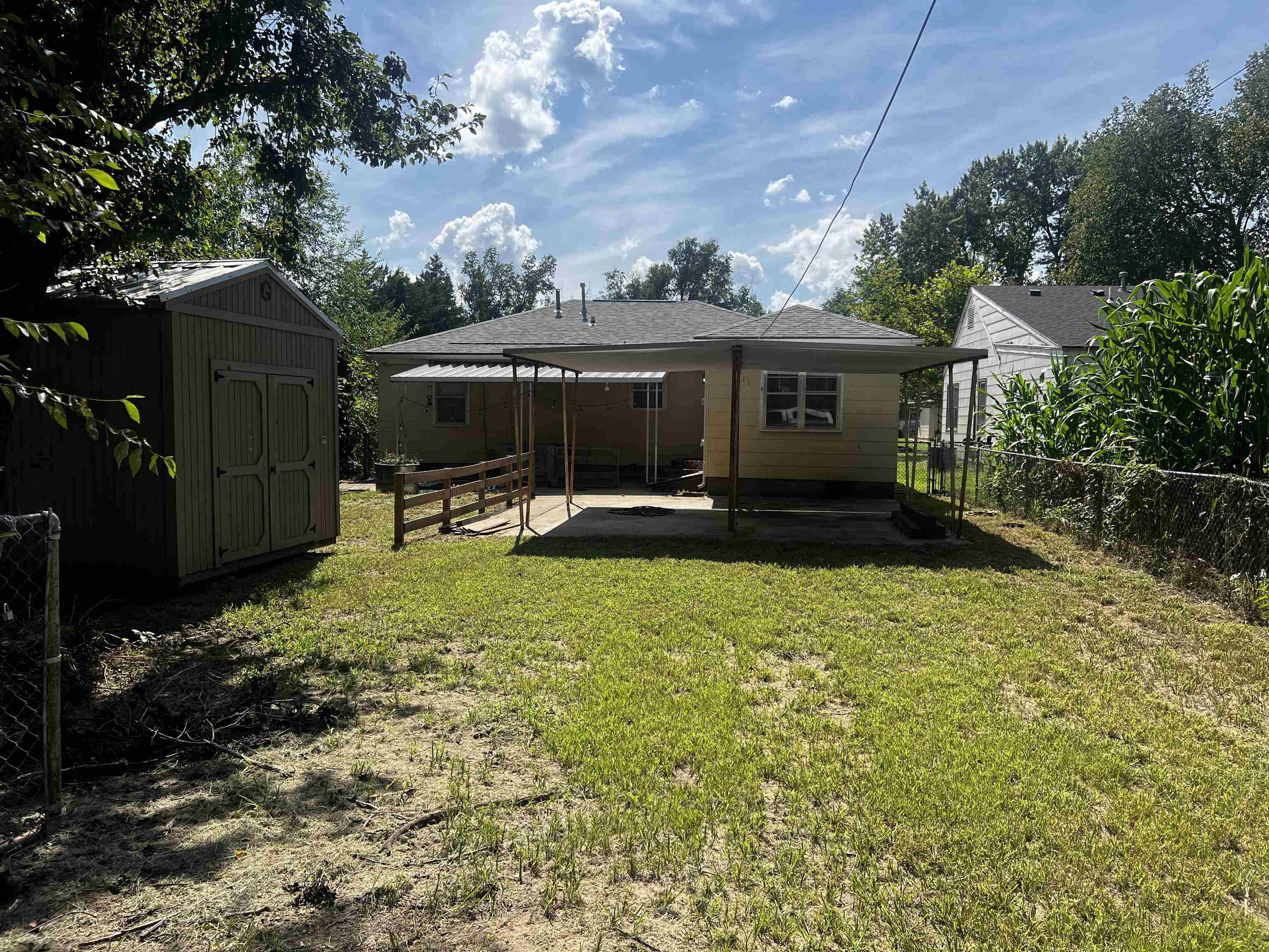 712 N 8 Arkansas City KS 67005