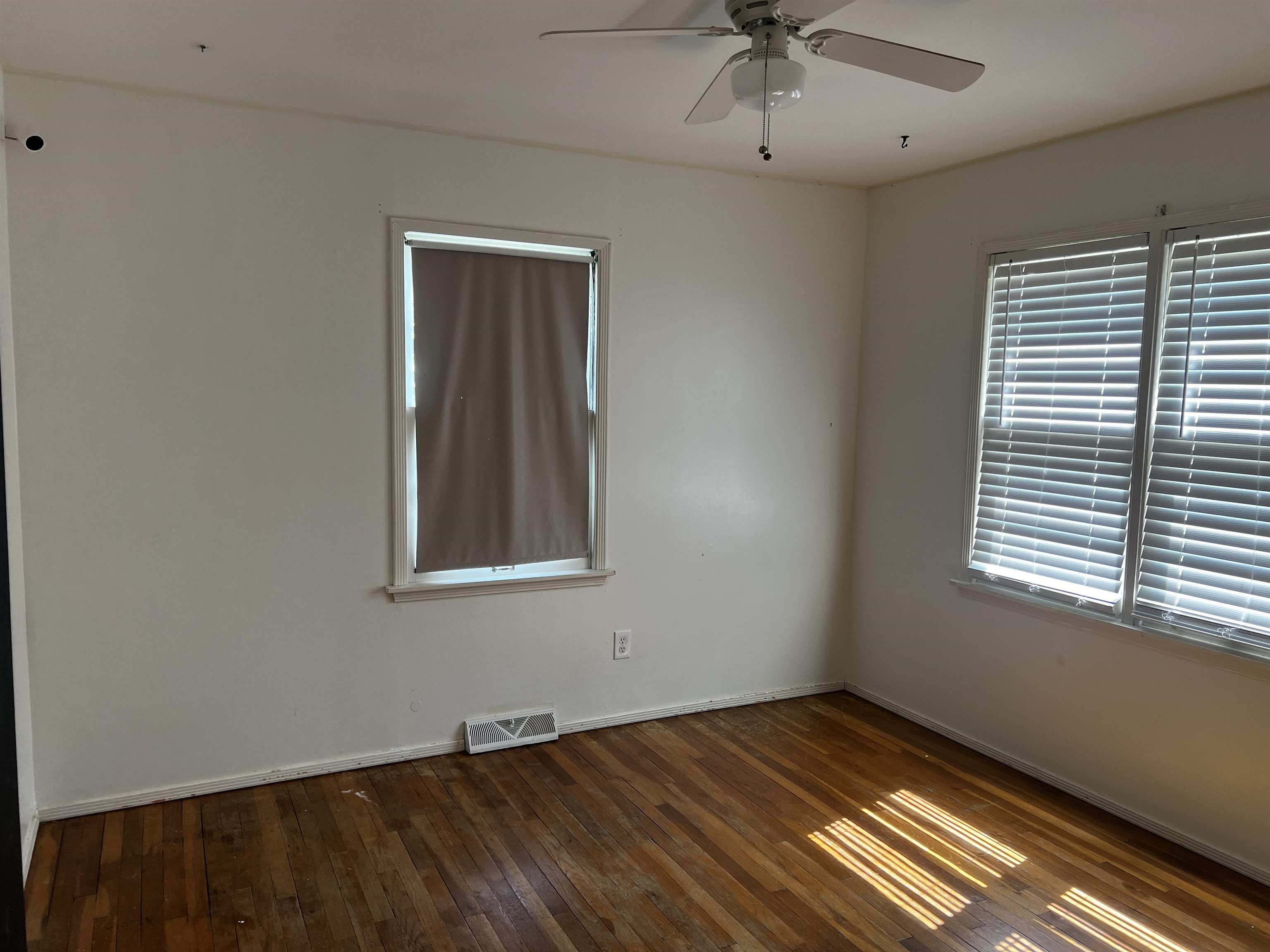 712 N 8 Arkansas City KS 67005