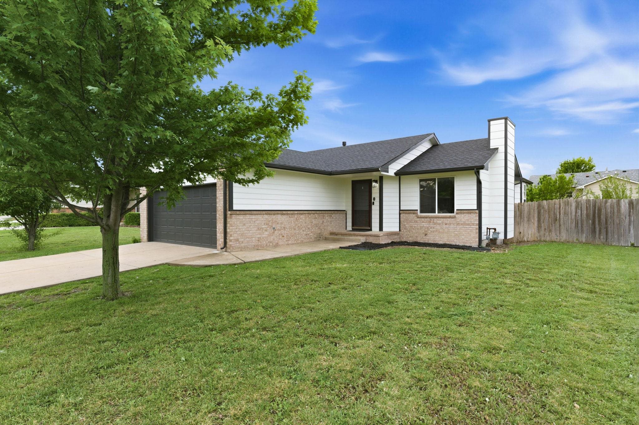 1138 W Sumac Andover KS 67002