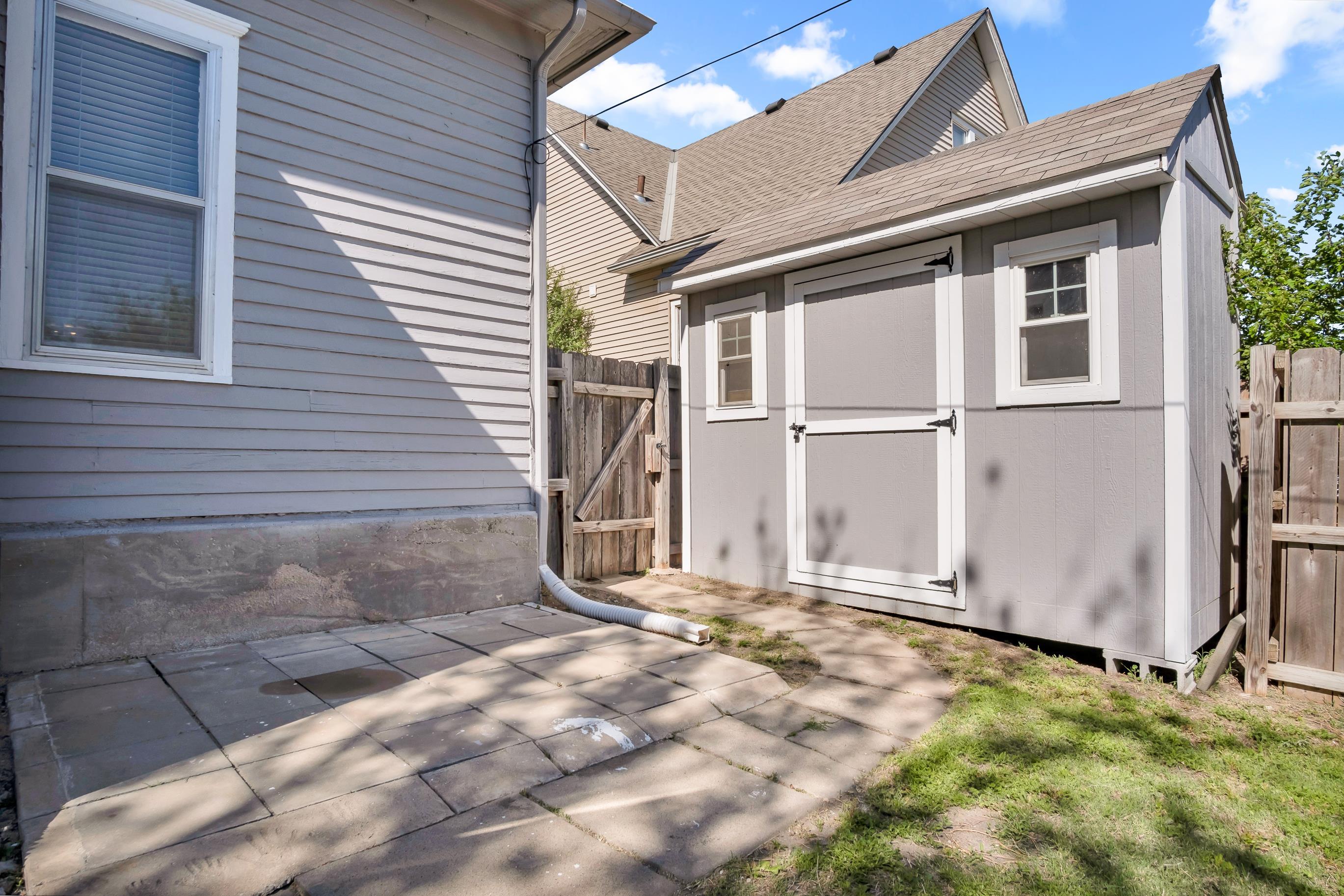 221 E 10th Newton KS 67114