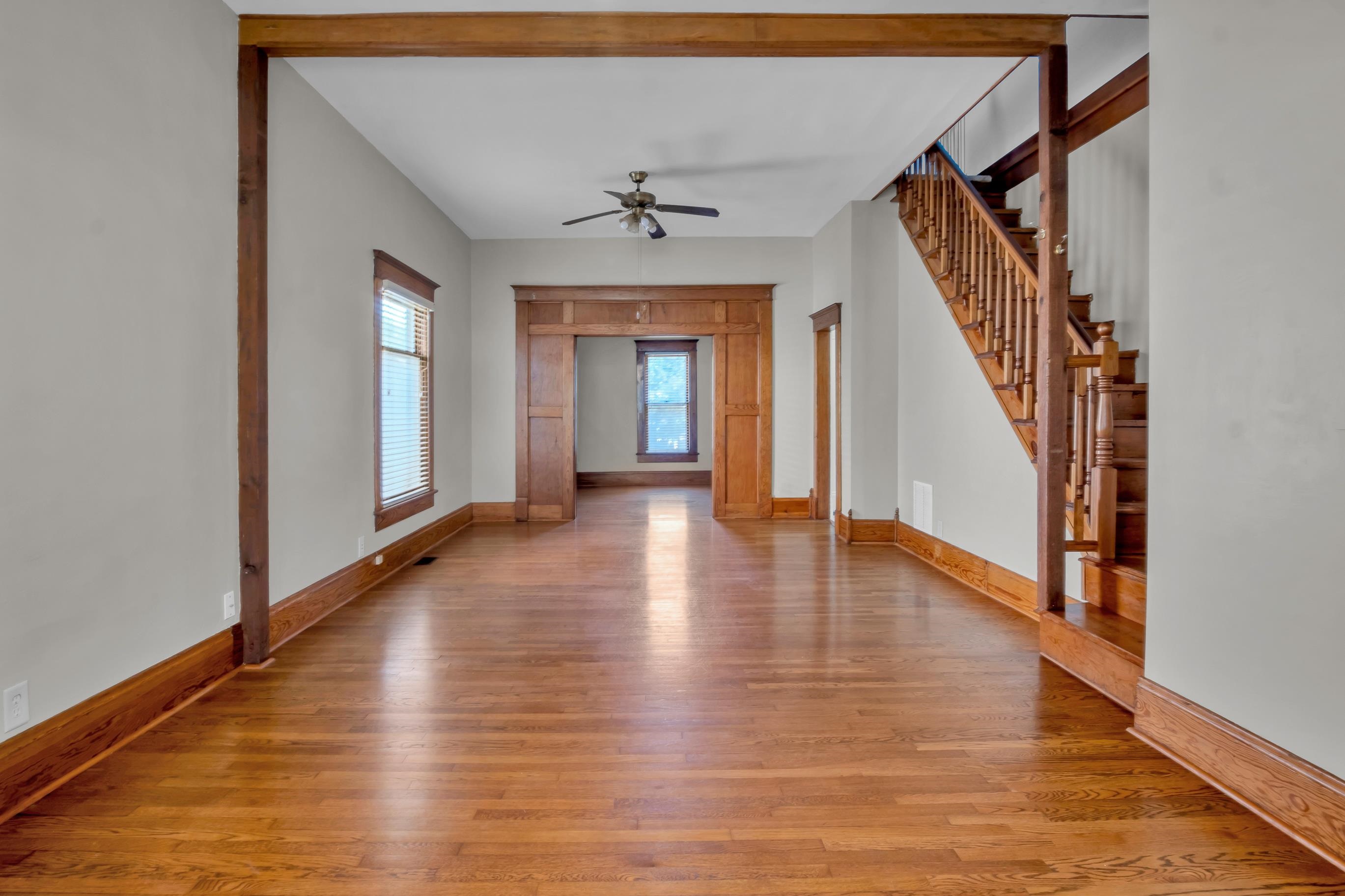221 E 10th Newton KS 67114