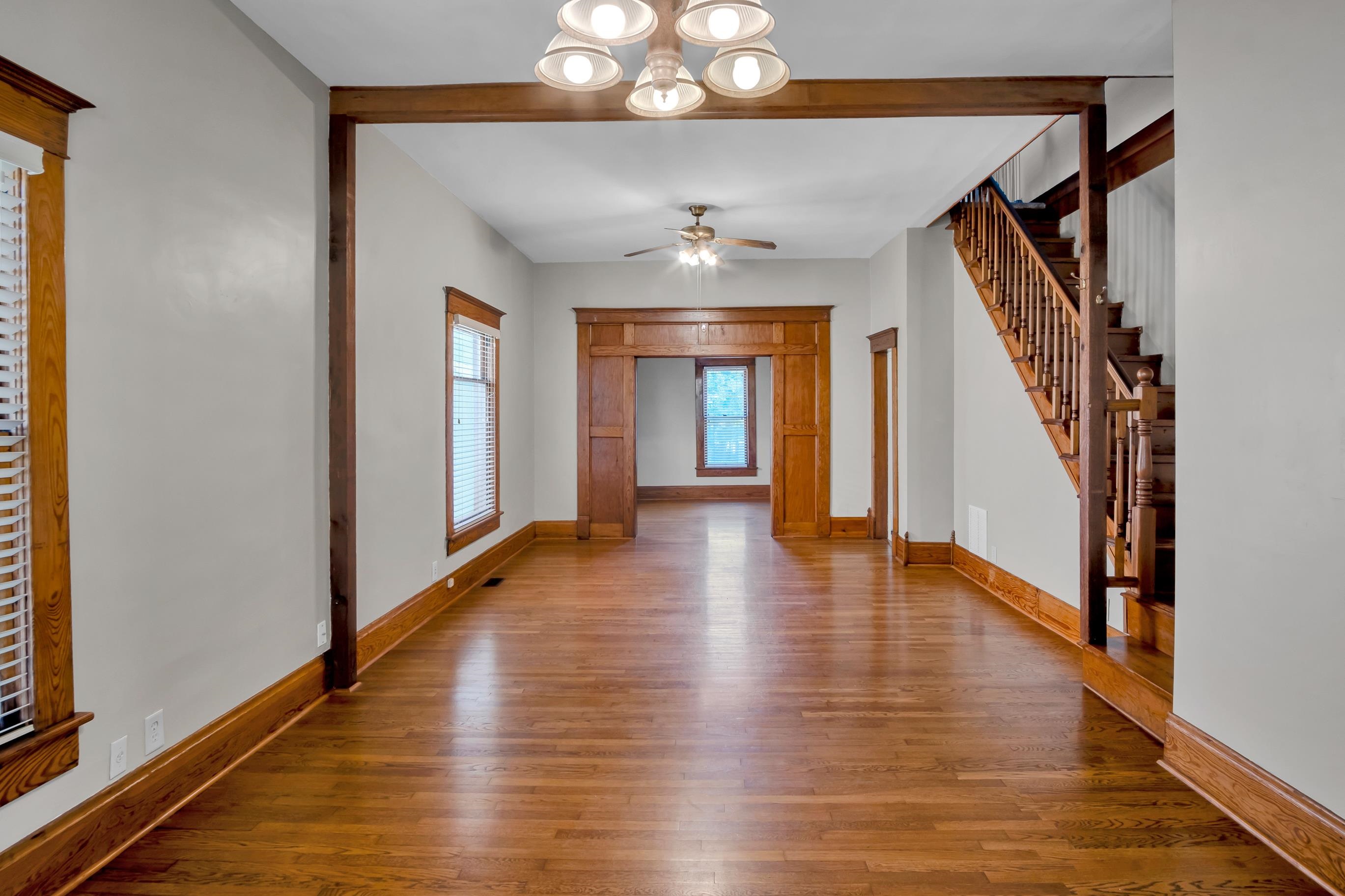 221 E 10th Newton KS 67114