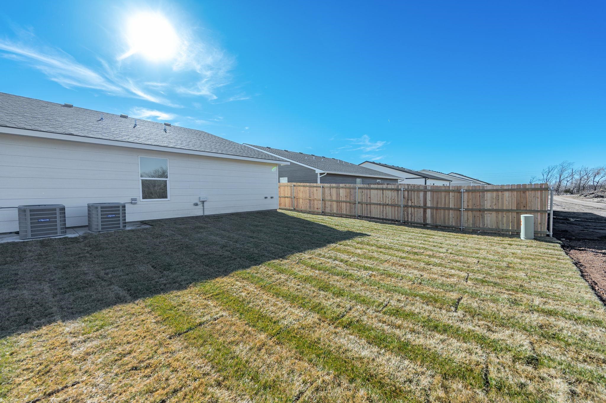 602 Briarbrook Lane Park City KS 67147-8955