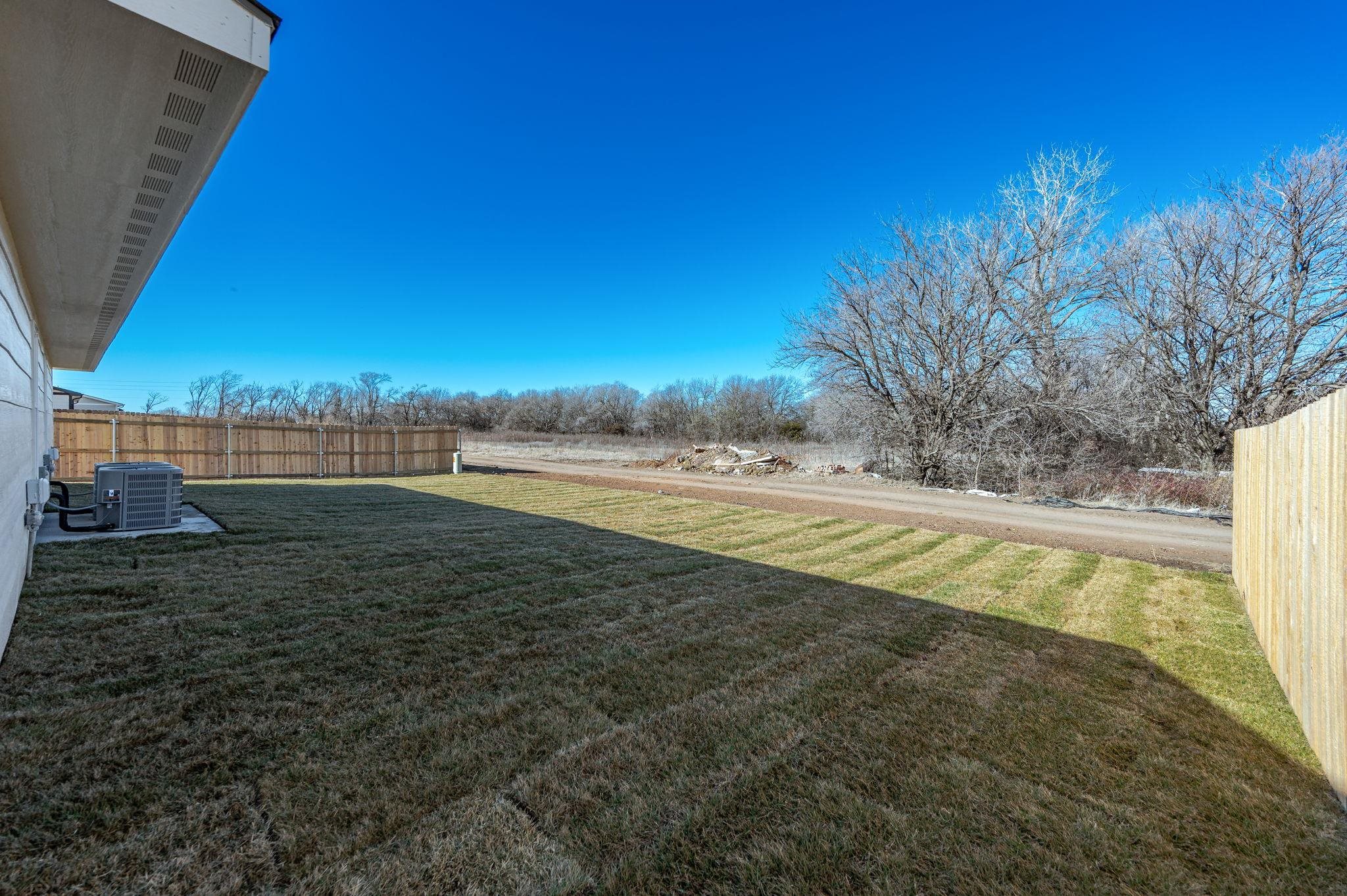 602 Briarbrook Lane Park City KS 67147-8955