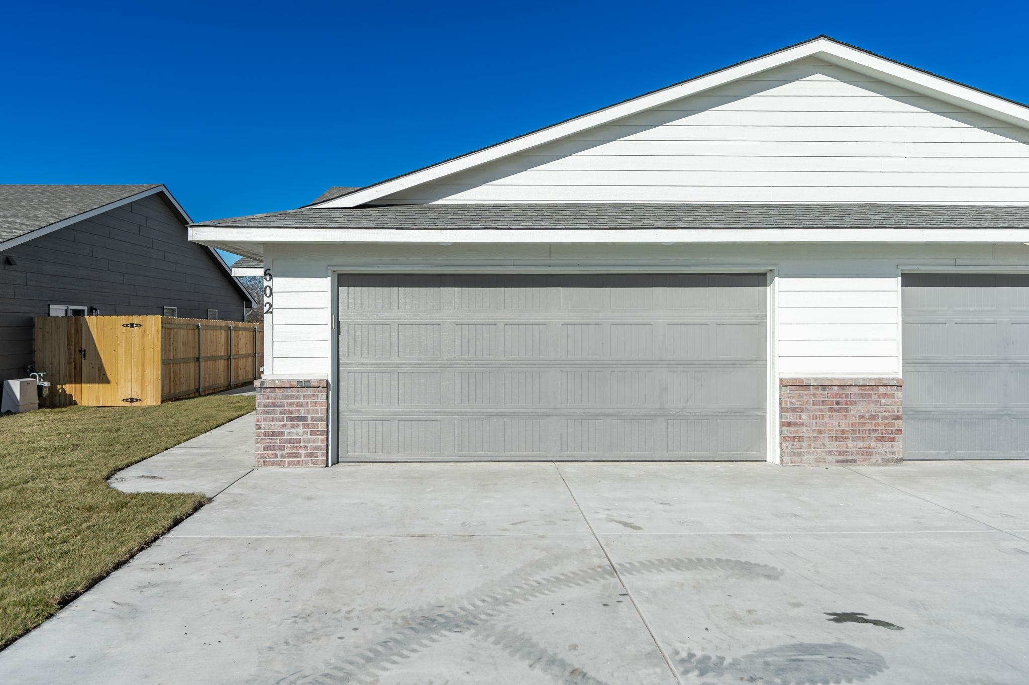 602 Briarbrook Lane Park City KS 67147-8955
