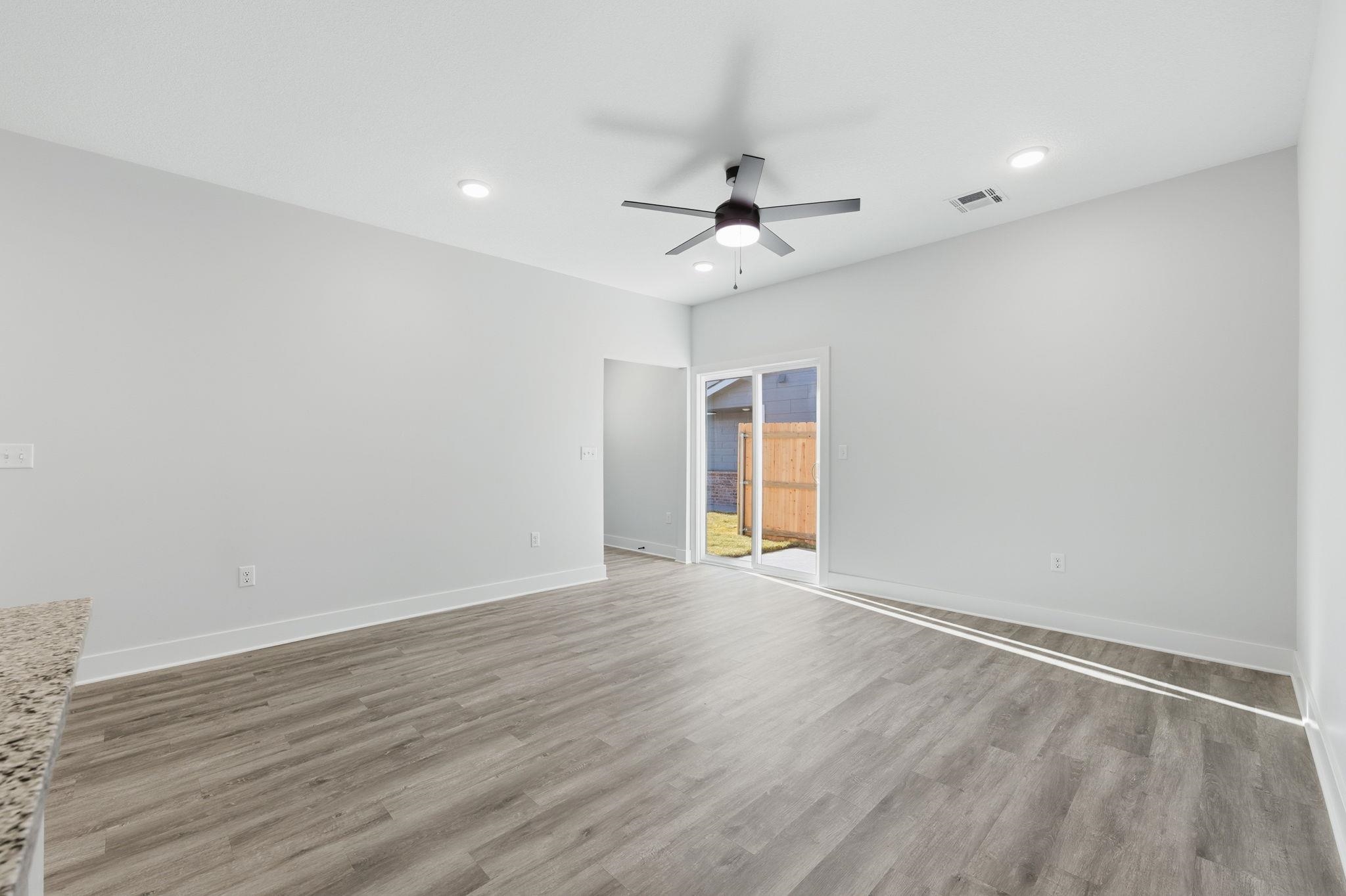 602 Briarbrook Lane Park City KS 67147-8955