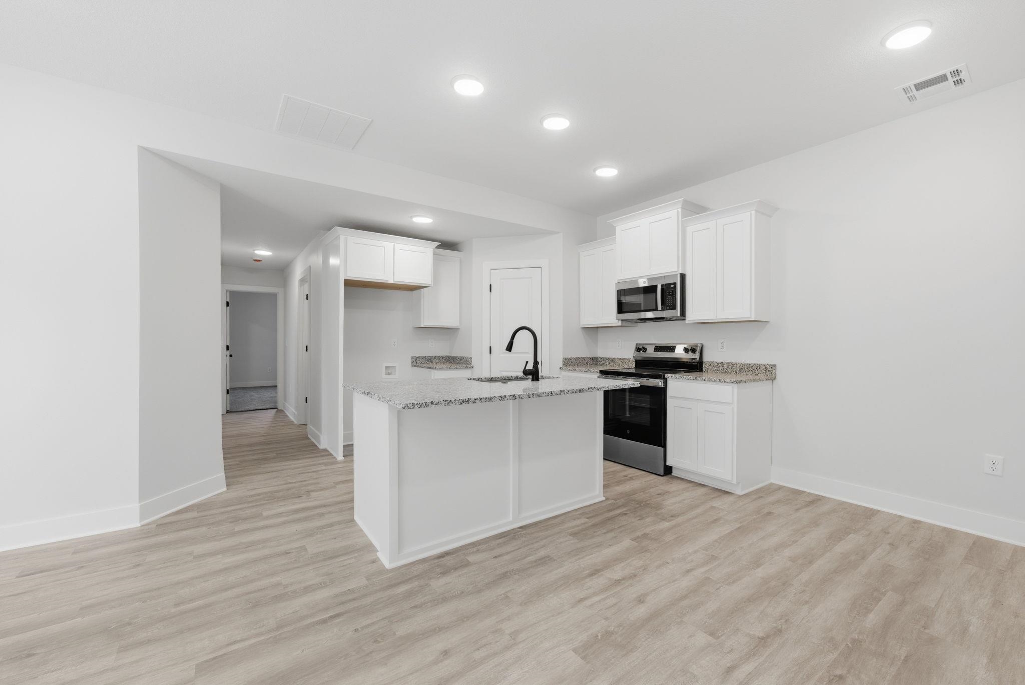 602 Briarbrook Lane Park City KS 67147-8955
