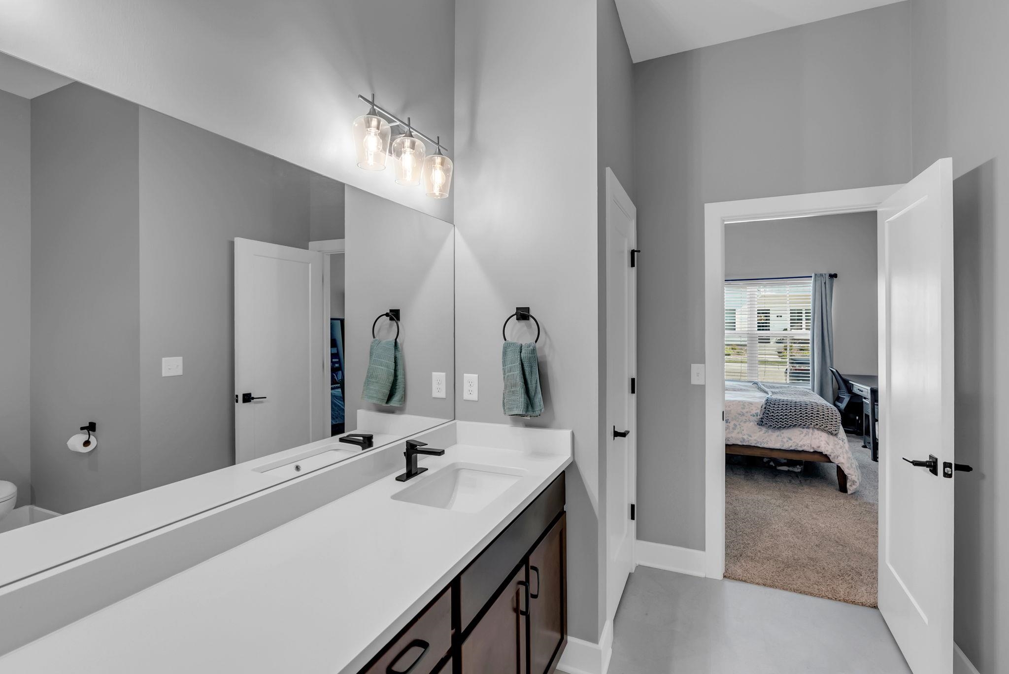 415 E Park Place Andover KS 67002