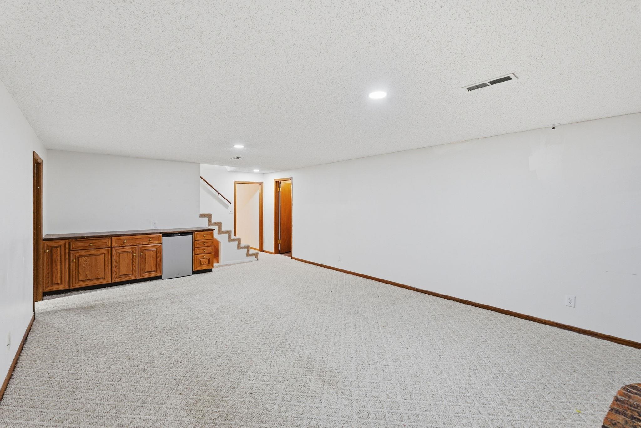 28 Harris Rose Hill KS 67133
