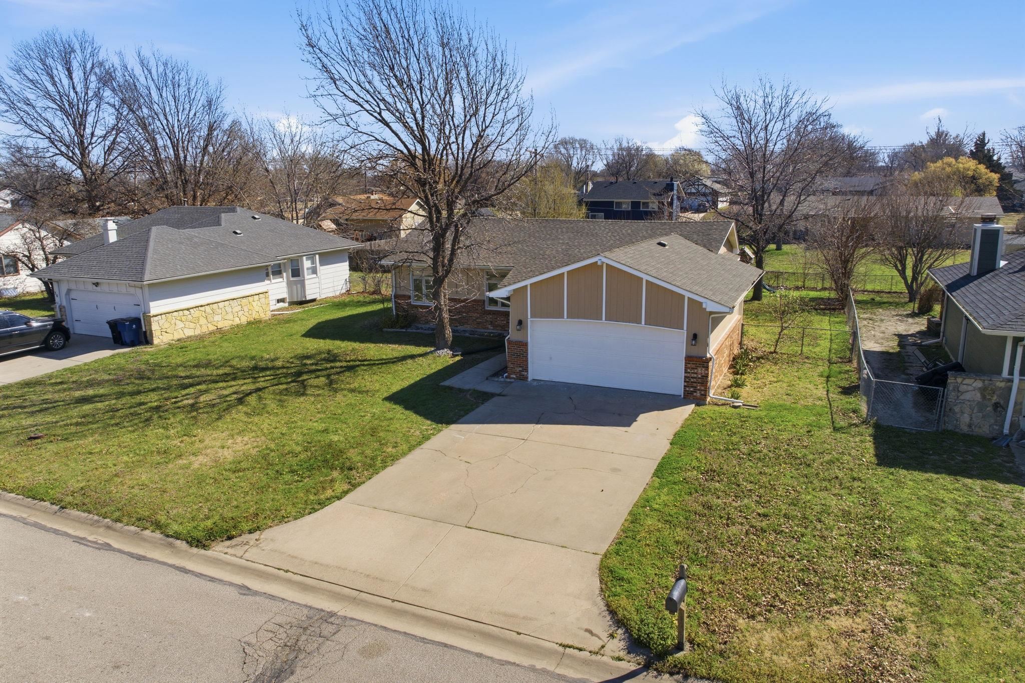 28 Harris Rose Hill KS 67133