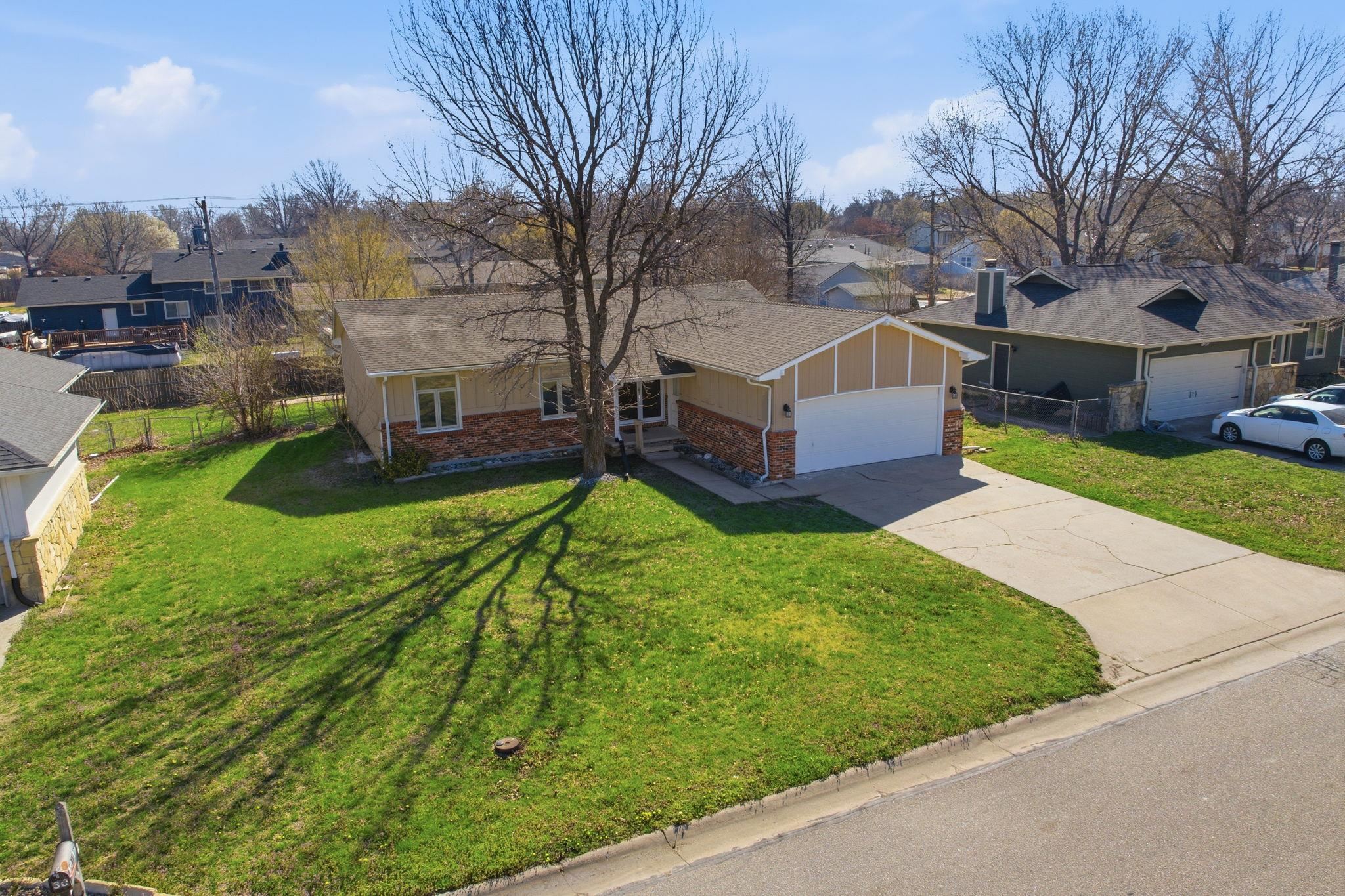 28 Harris Rose Hill KS 67133