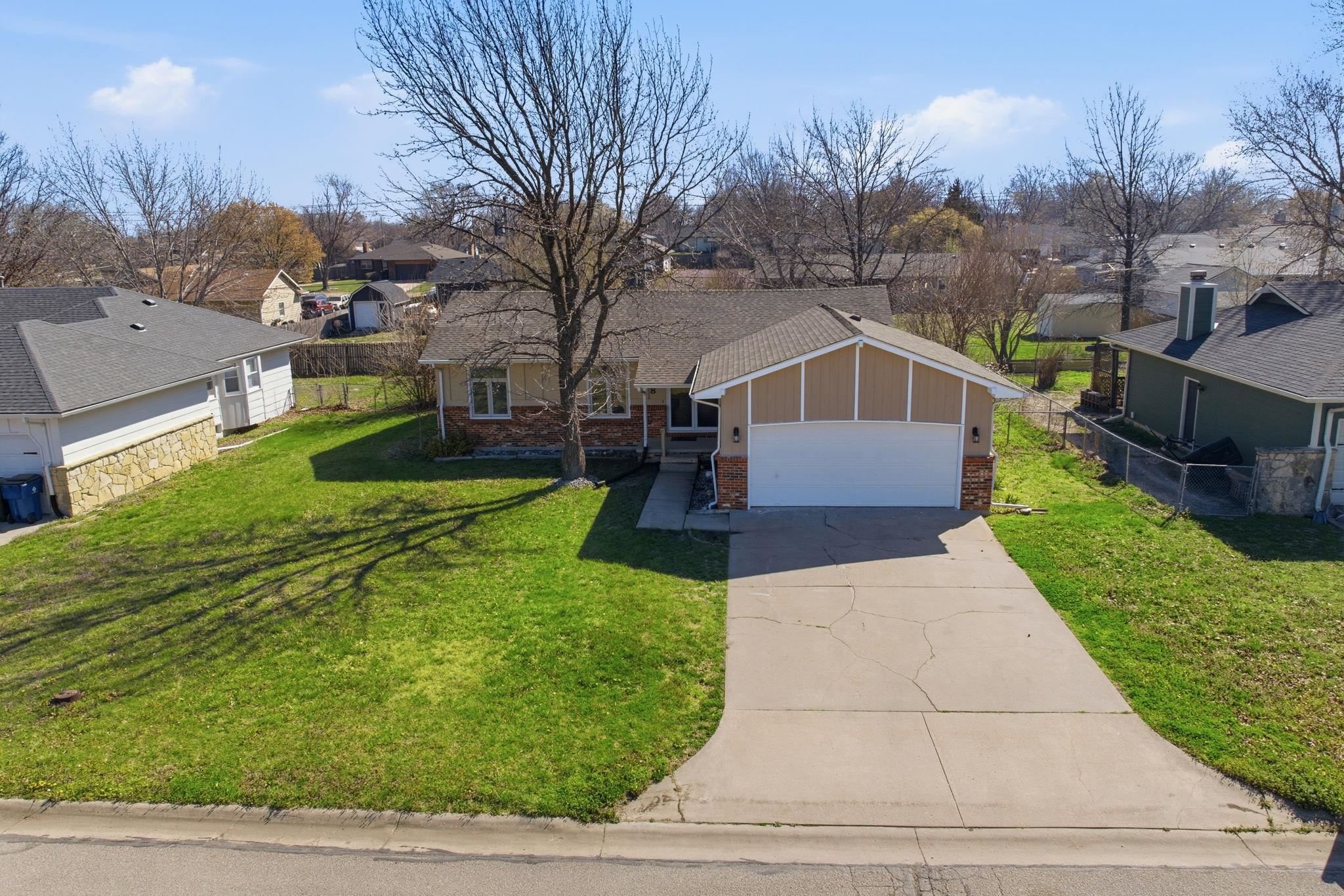 28 Harris Rose Hill KS 67133