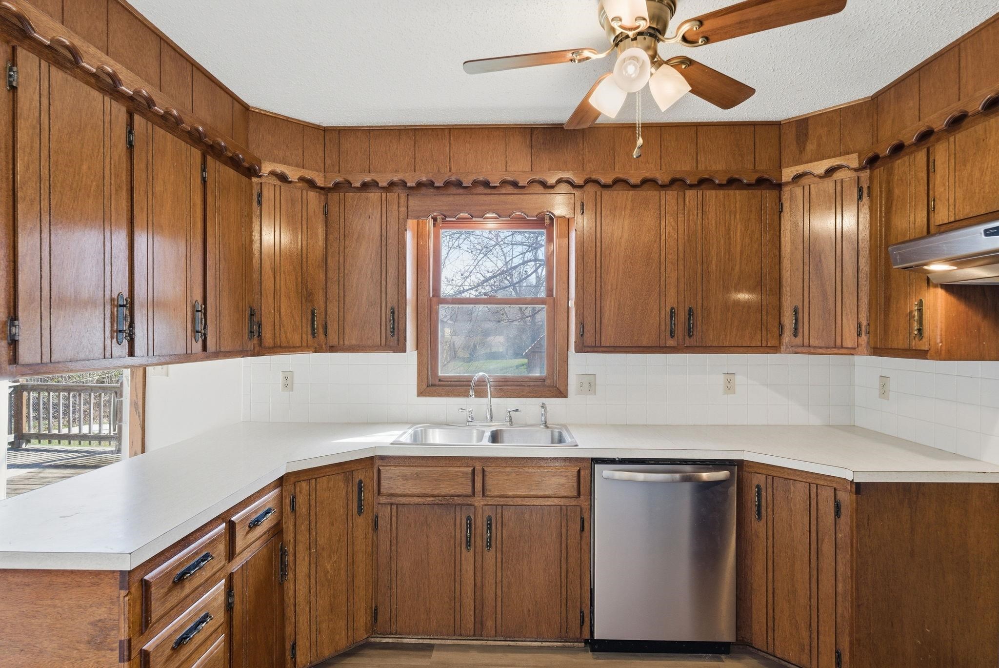 28 Harris Rose Hill KS 67133