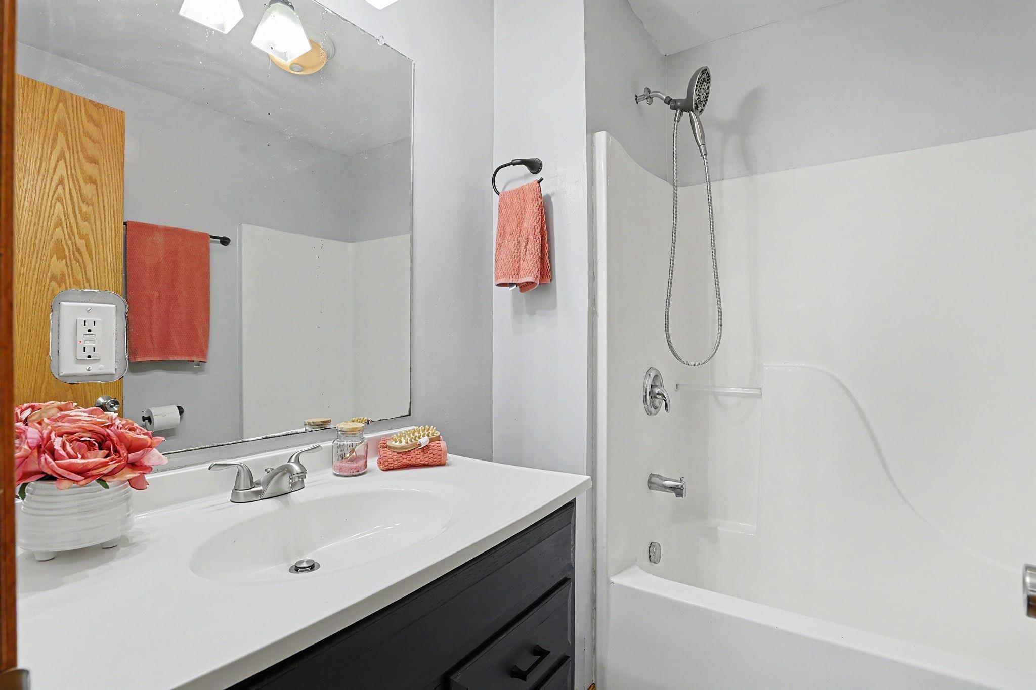340 W 7th Haysville KS 67060
