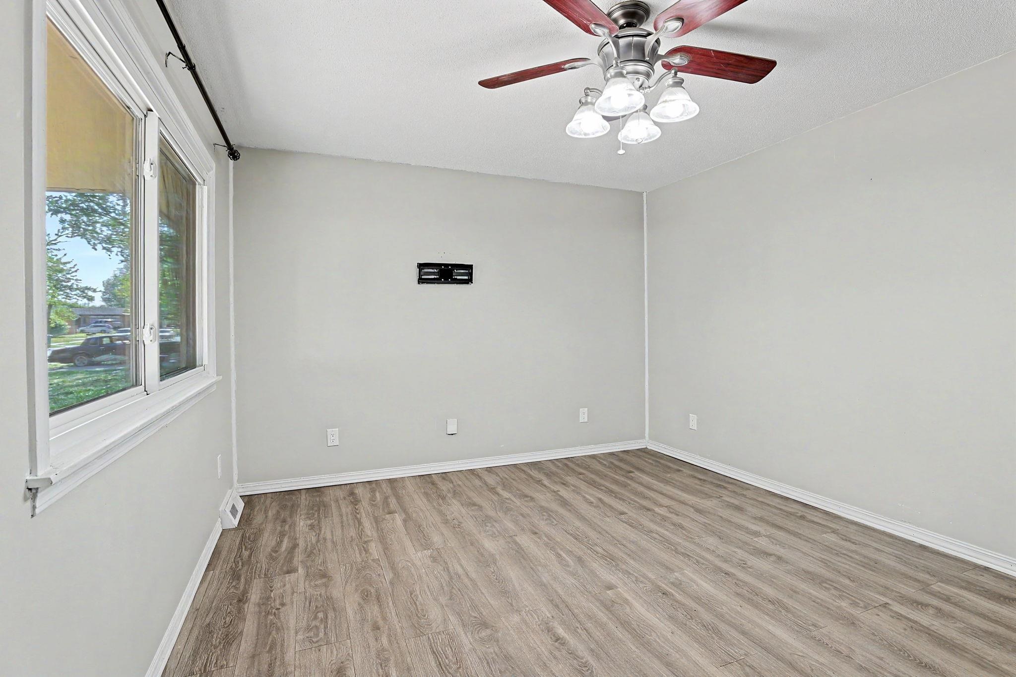 340 W 7th Haysville KS 67060