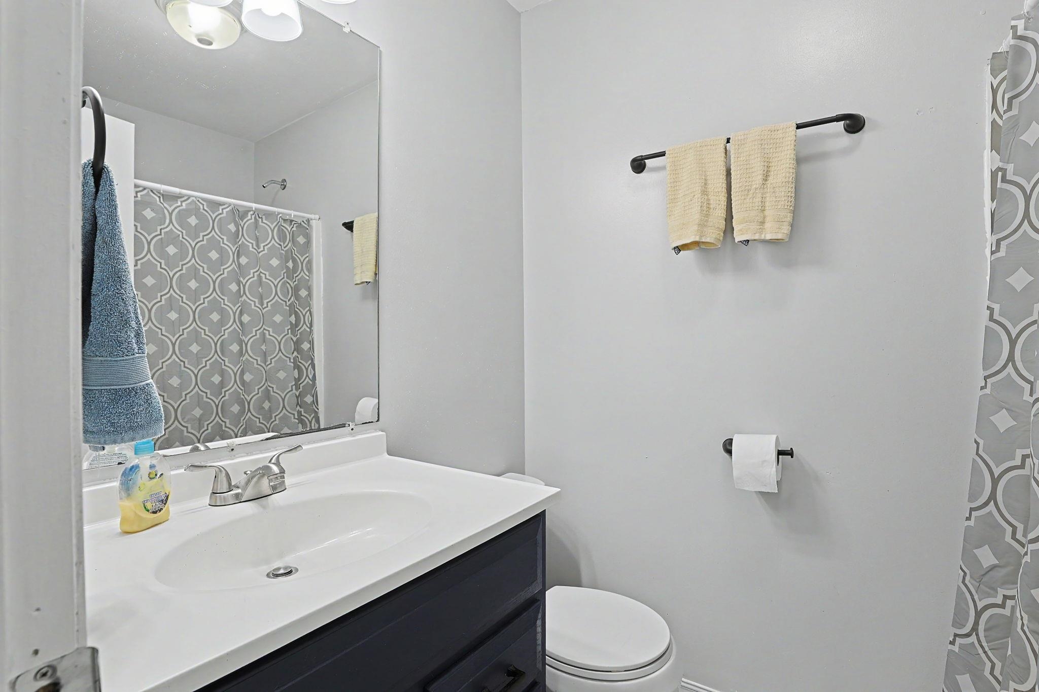 340 W 7th Haysville KS 67060