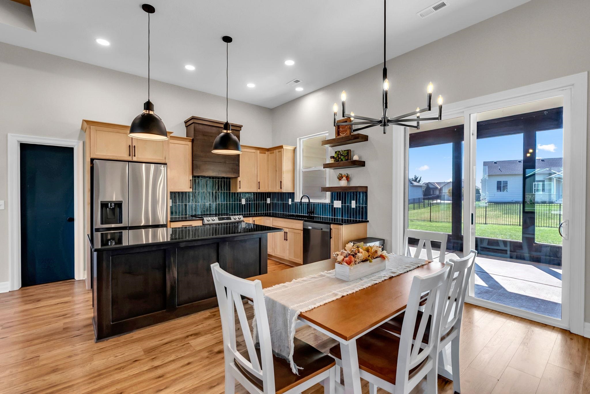 5237 N Cambridge Bel Aire KS 67226