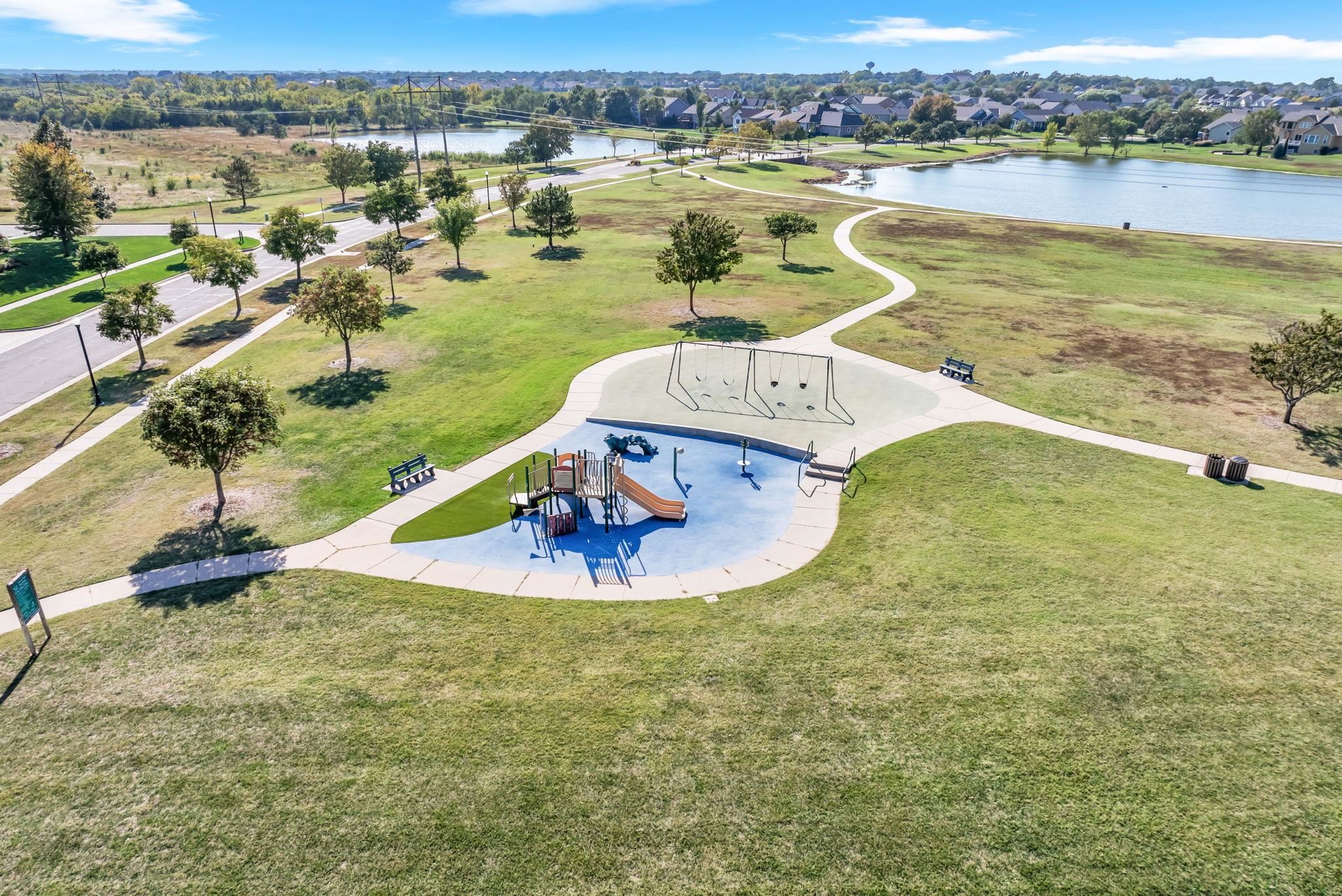 5237 N Cambridge Bel Aire KS 67226