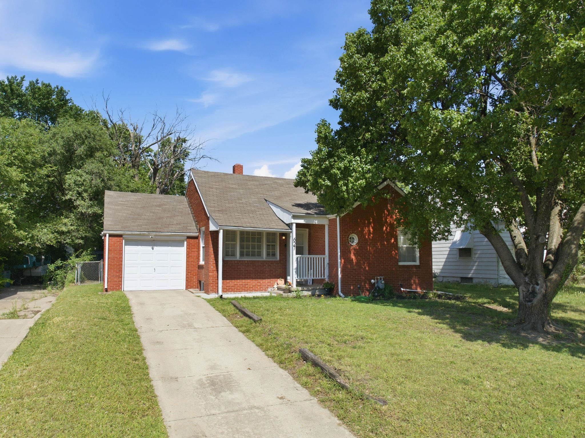627 N Glendale Street Wichita KS 67208