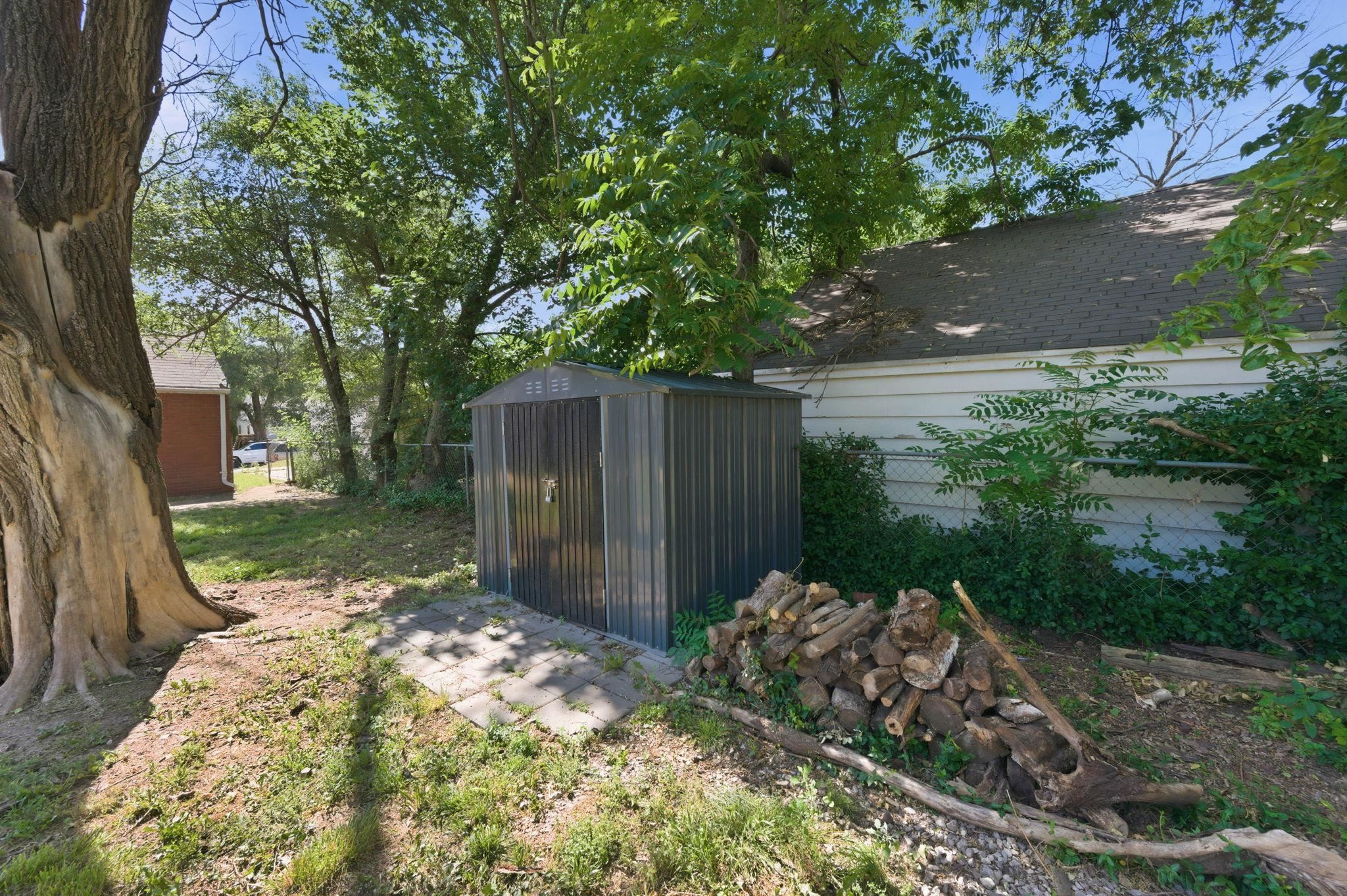 627 N Glendale Street Wichita KS 67208