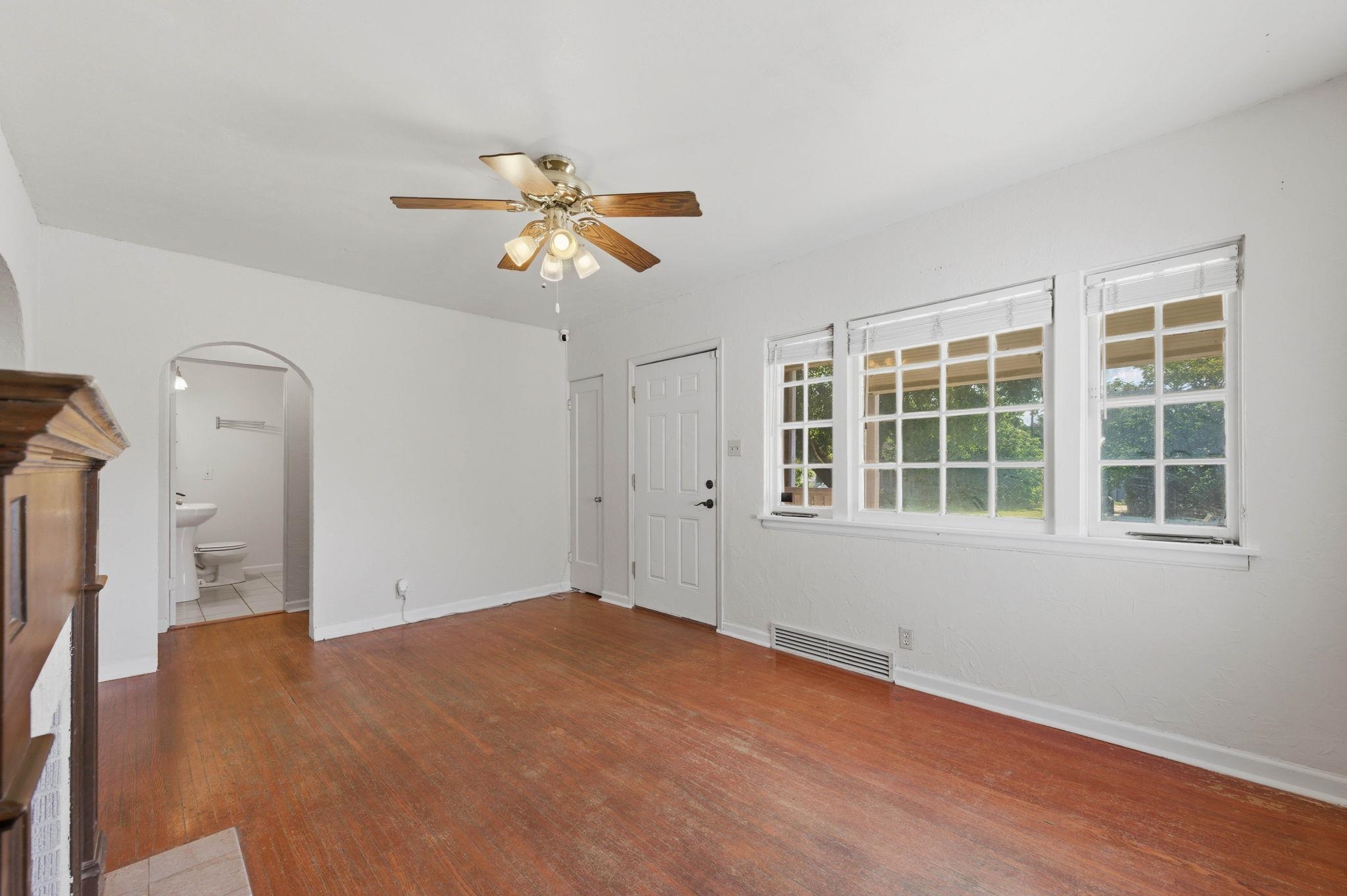 627 N Glendale Street Wichita KS 67208