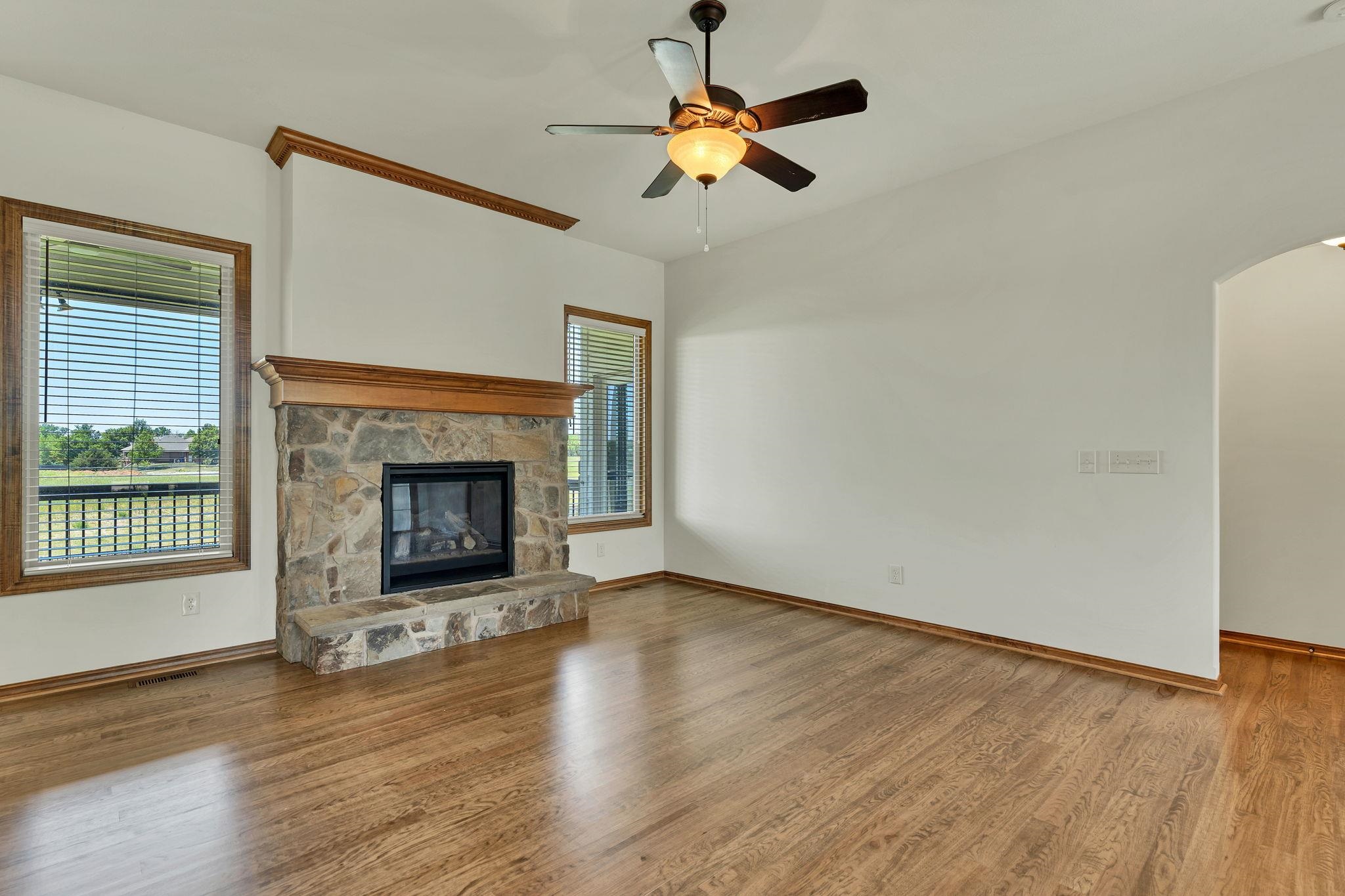 3045 Willow Creek Rose Hill KS 67133