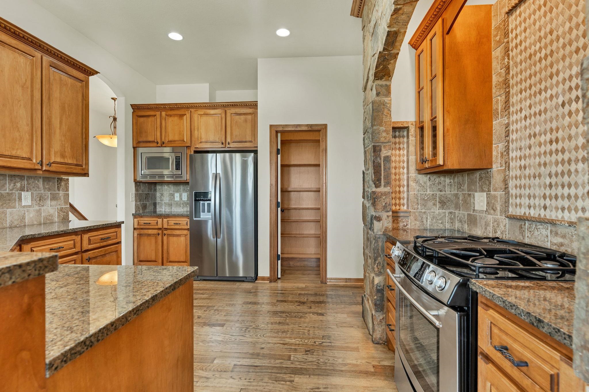 3045 Willow Creek Rose Hill KS 67133