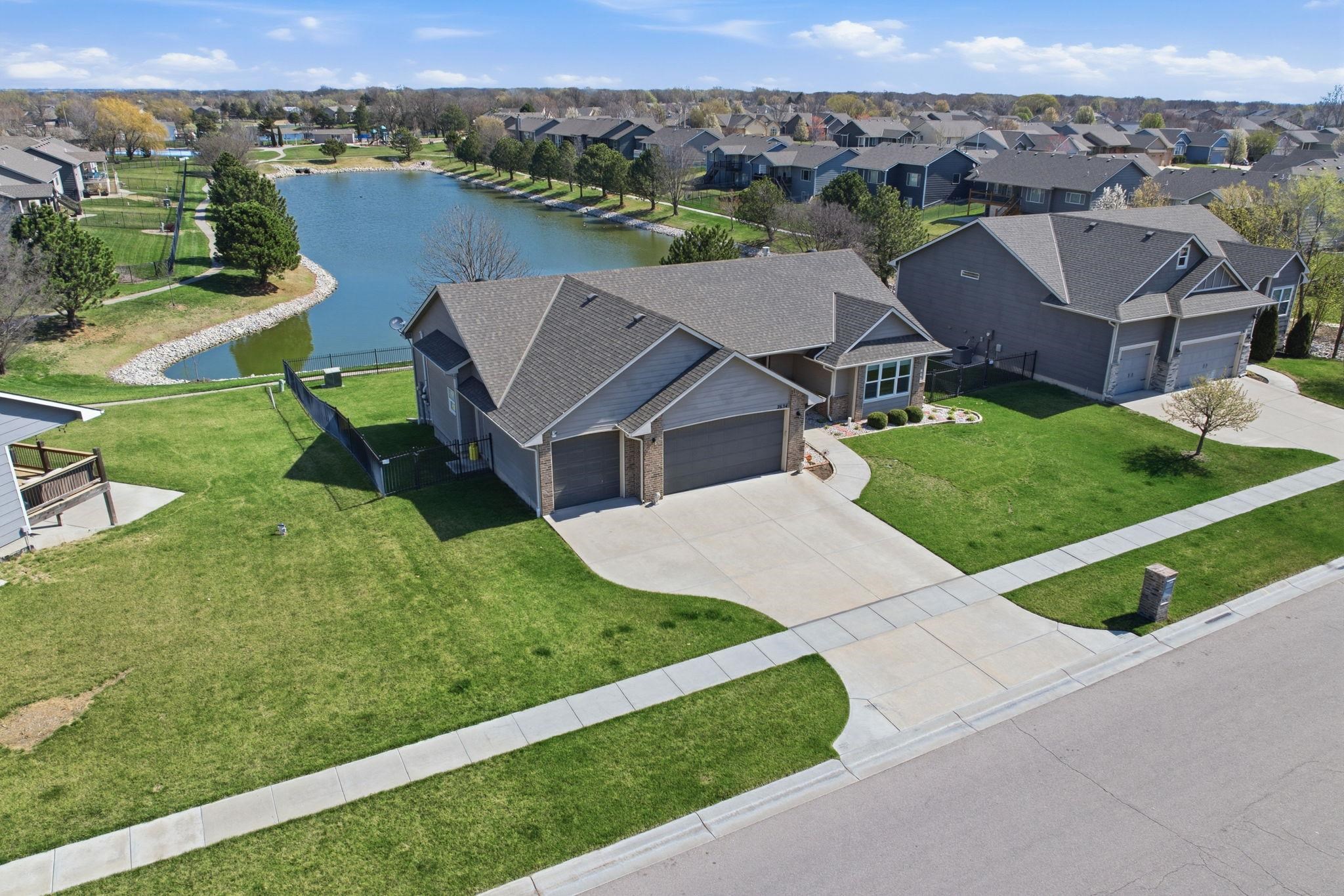 2634 S Lark Lane Wichita KS 67215