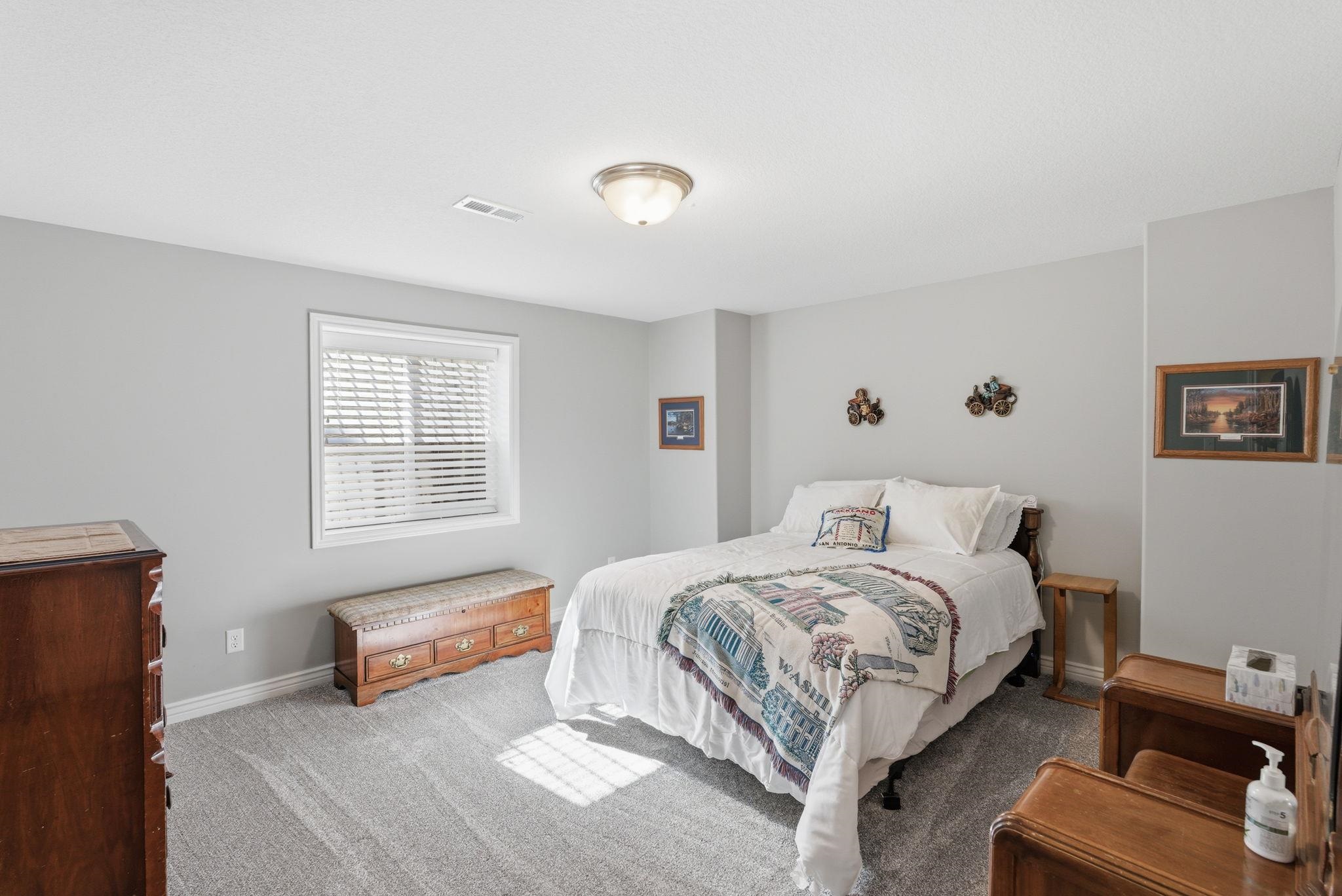 2634 S Lark Lane Wichita KS 67215