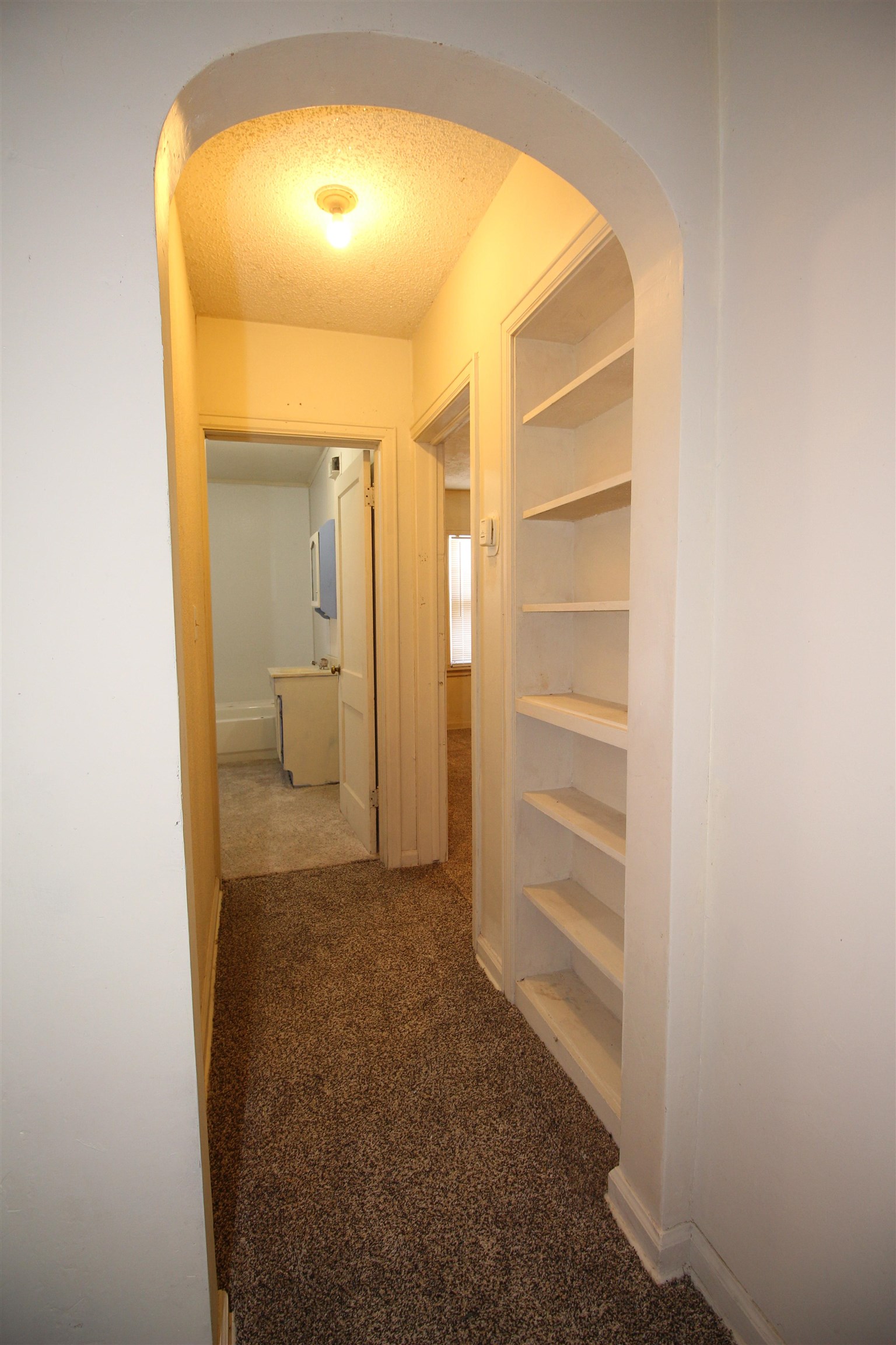 1652 S Washington Avenue Wichita KS 67211-4338