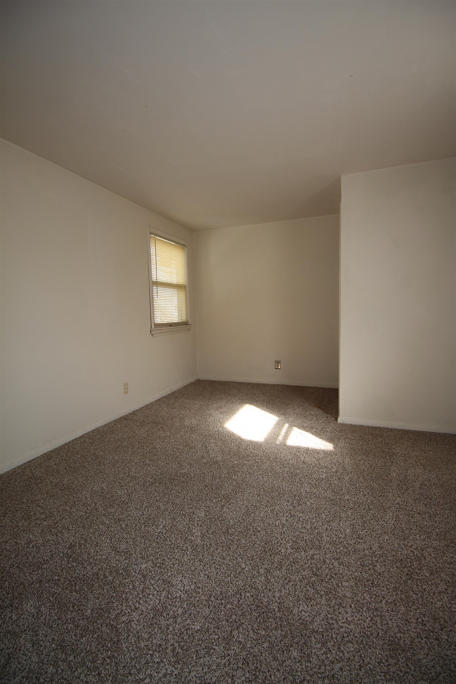 1652 S Washington Avenue Wichita KS 67211-4338