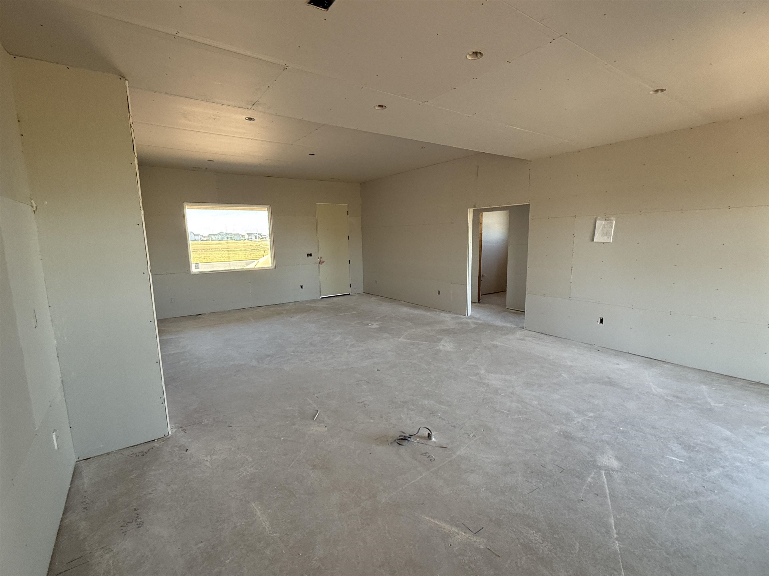 866 N Main Goddard KS 67052