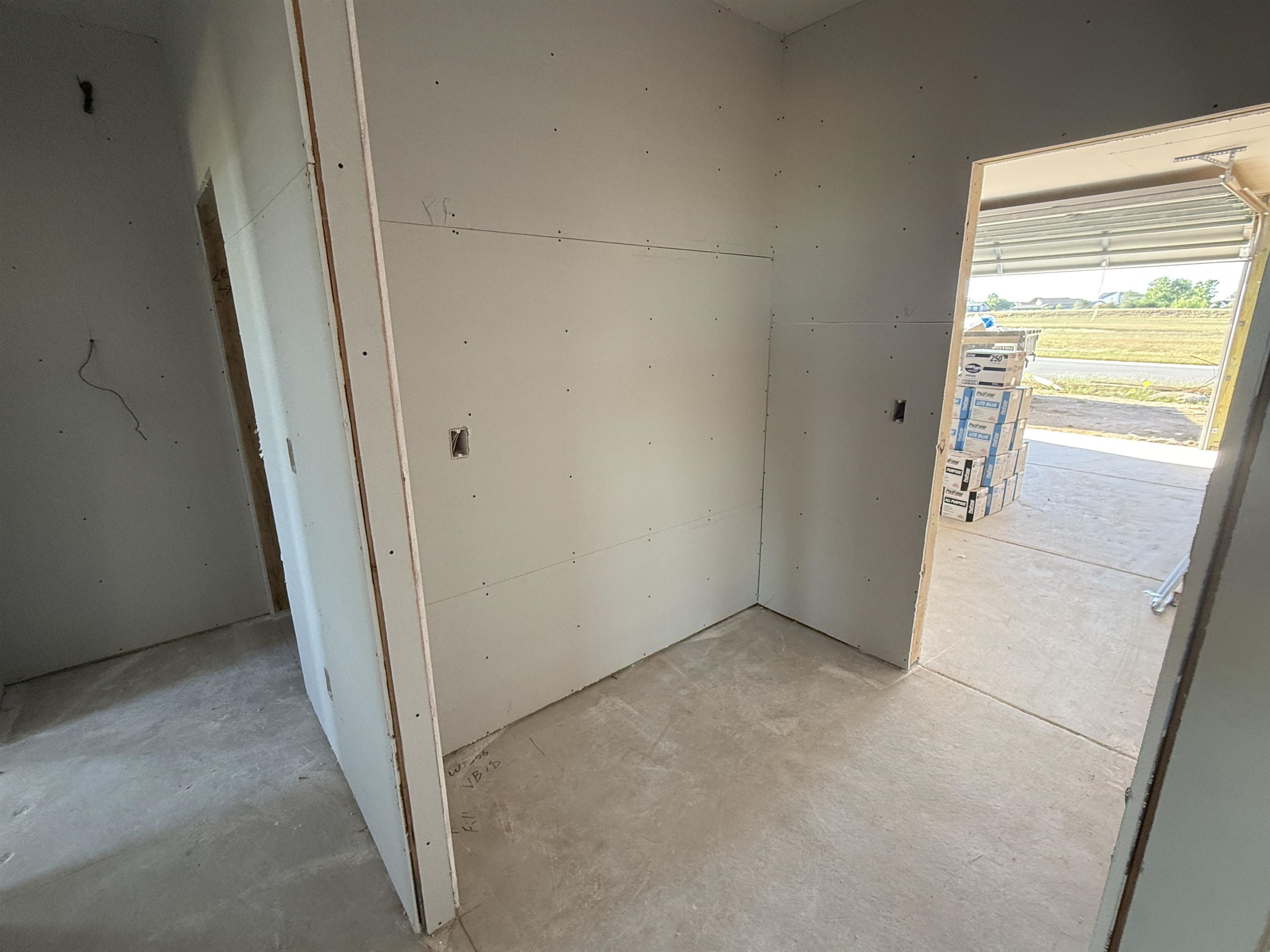 866 N Main Goddard KS 67052