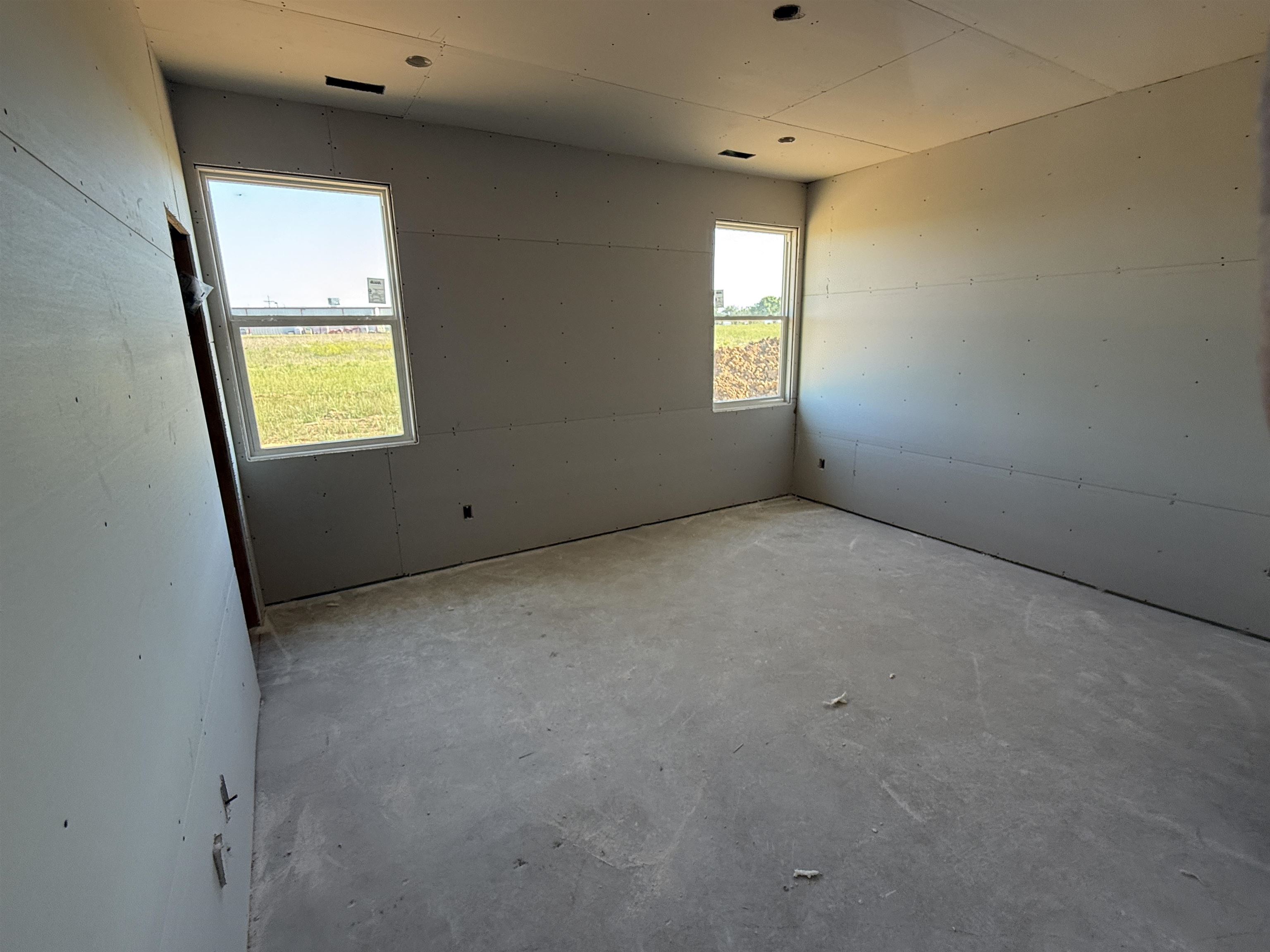 866 N Main Goddard KS 67052