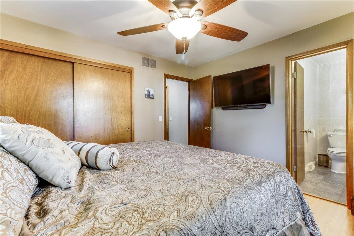 9528 W Shade Wichita KS 67212