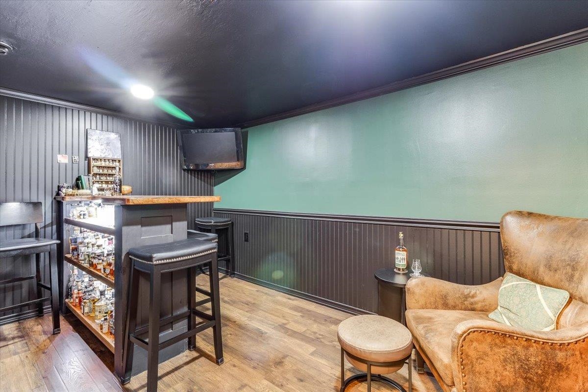 9528 W Shade Wichita KS 67212