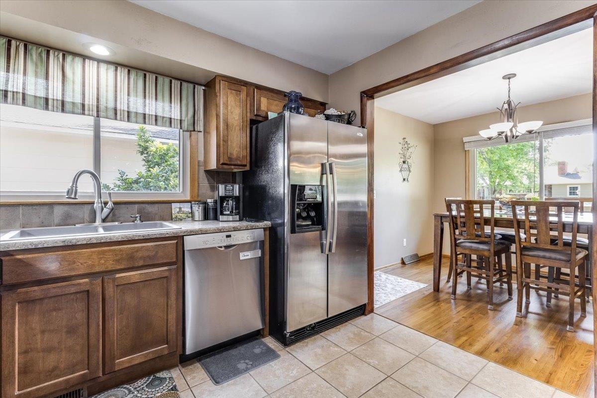 9528 W Shade Wichita KS 67212