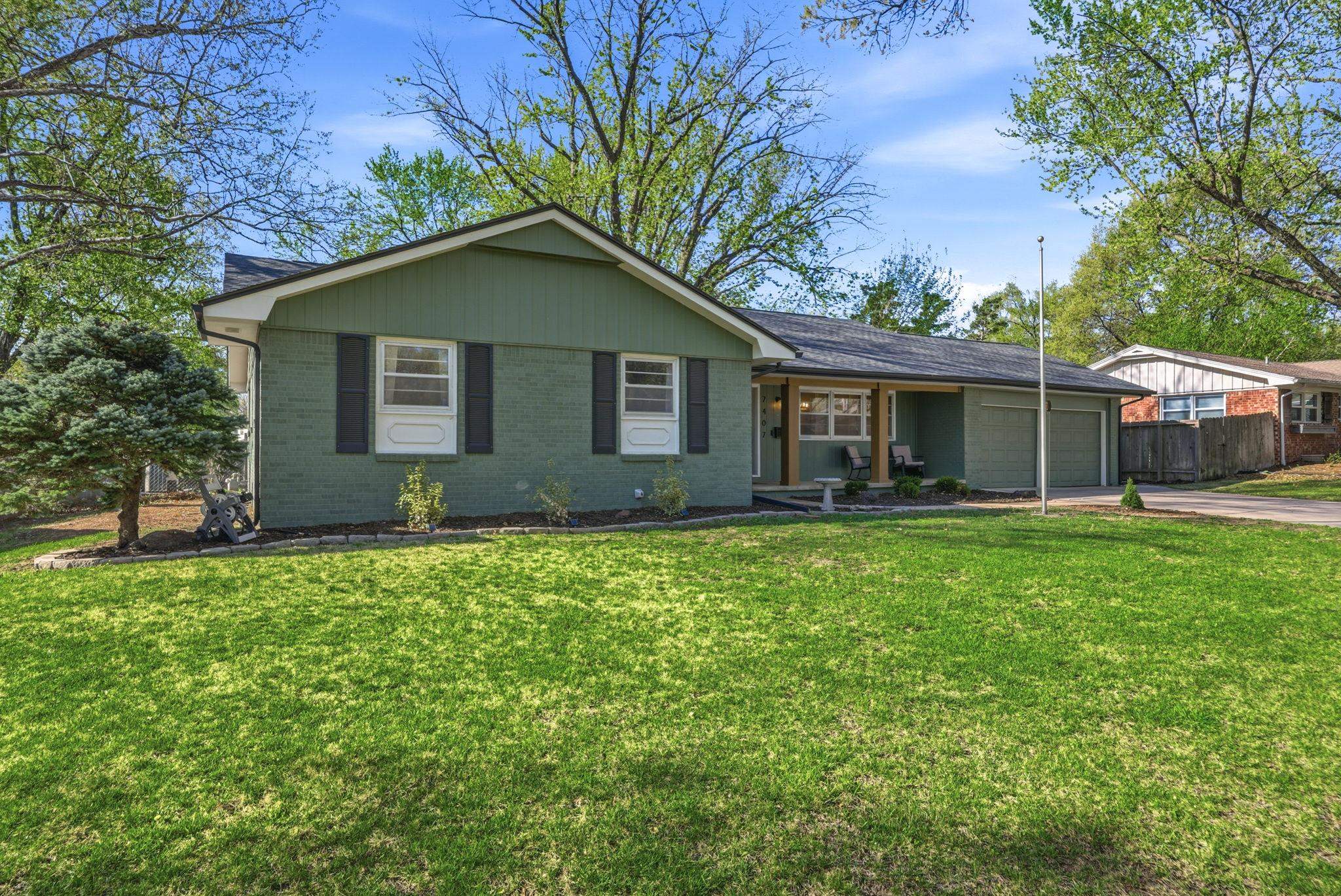7407 E Plaza Lane Wichita KS 67206-2127