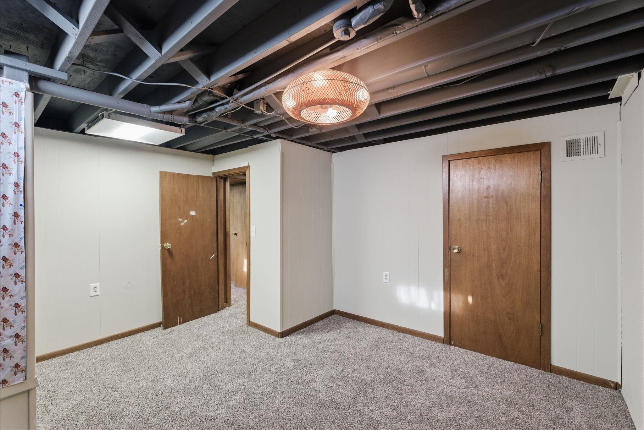 7407 E Plaza Lane Wichita KS 67206-2127