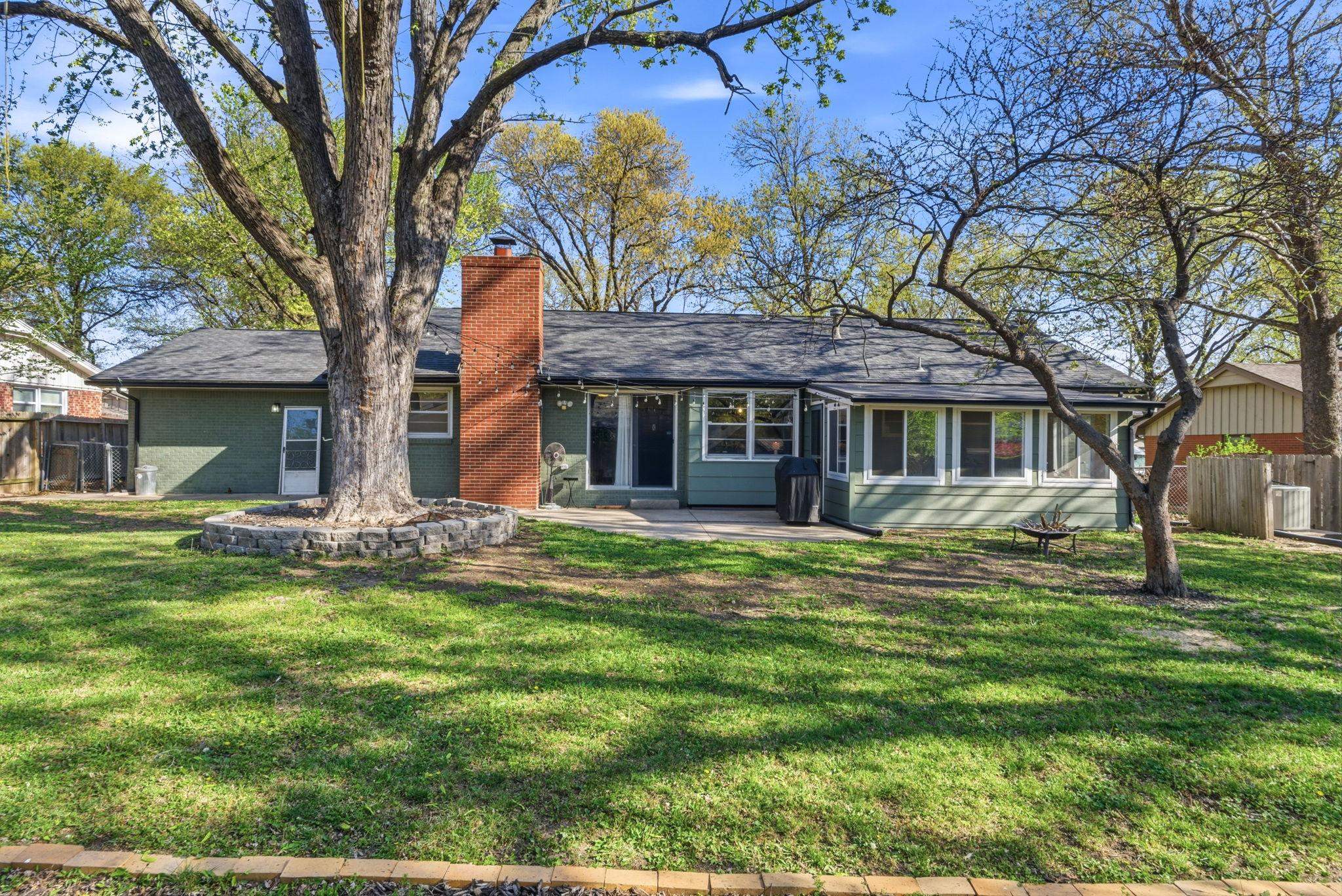 7407 E Plaza Lane Wichita KS 67206-2127