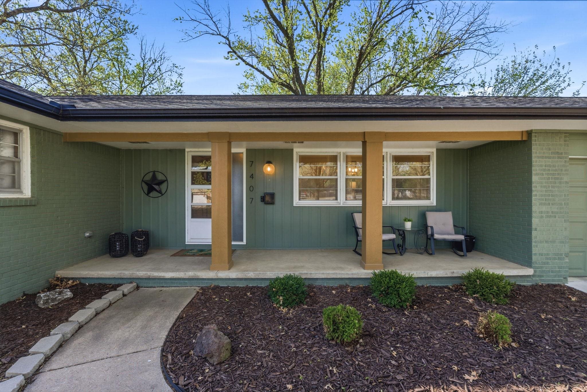 7407 E Plaza Lane Wichita KS 67206-2127