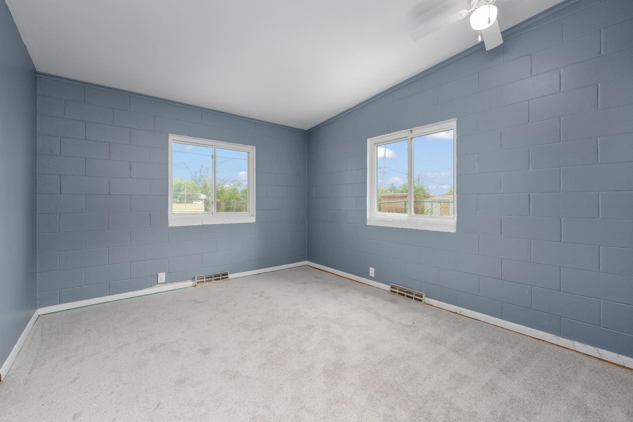 617 N High Wellington KS 67152