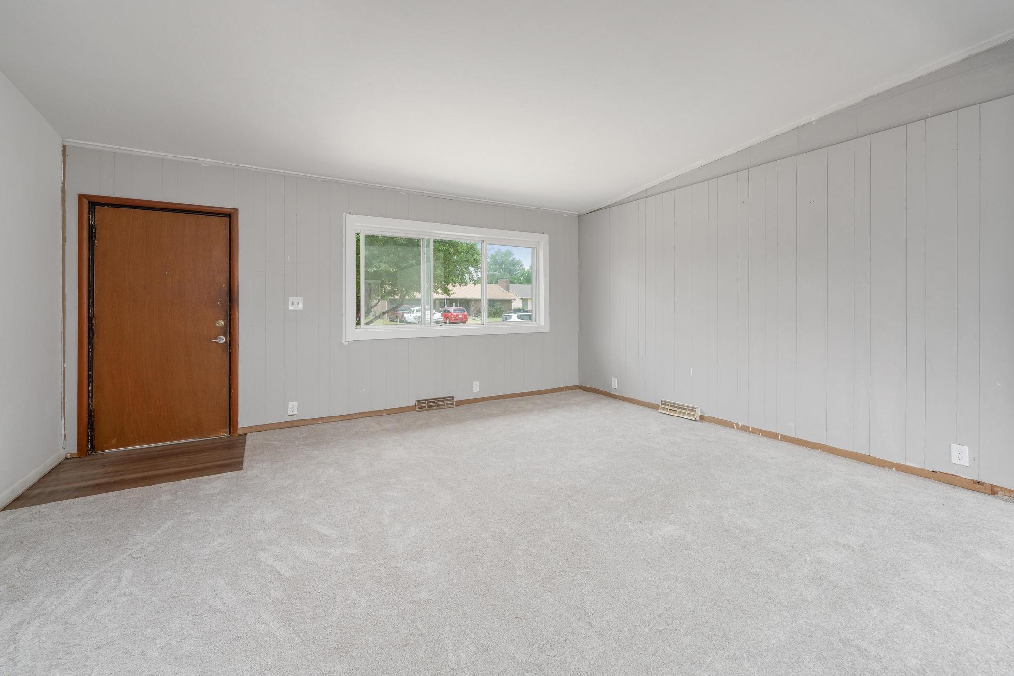 617 N High Wellington KS 67152