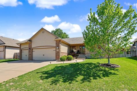 2113 N Walnut Creek Drive Derby KS 67037