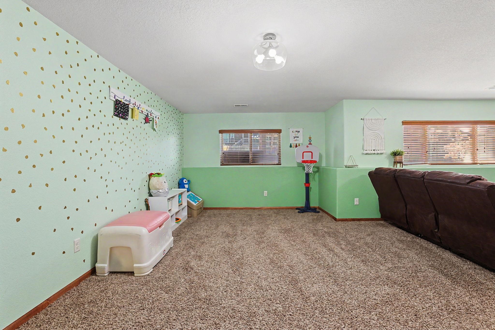 2113 N Walnut Creek Drive Derby KS 67037
