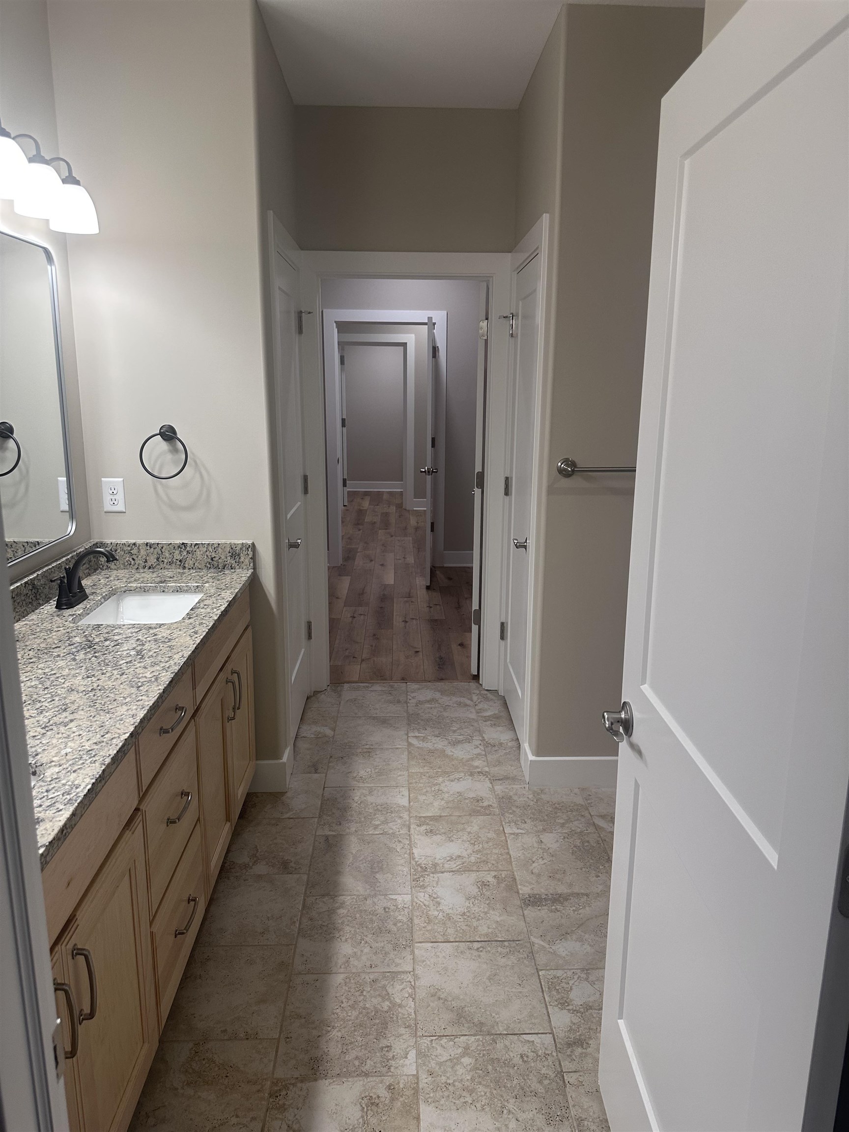 135 S Heritage Way Andover KS 67002