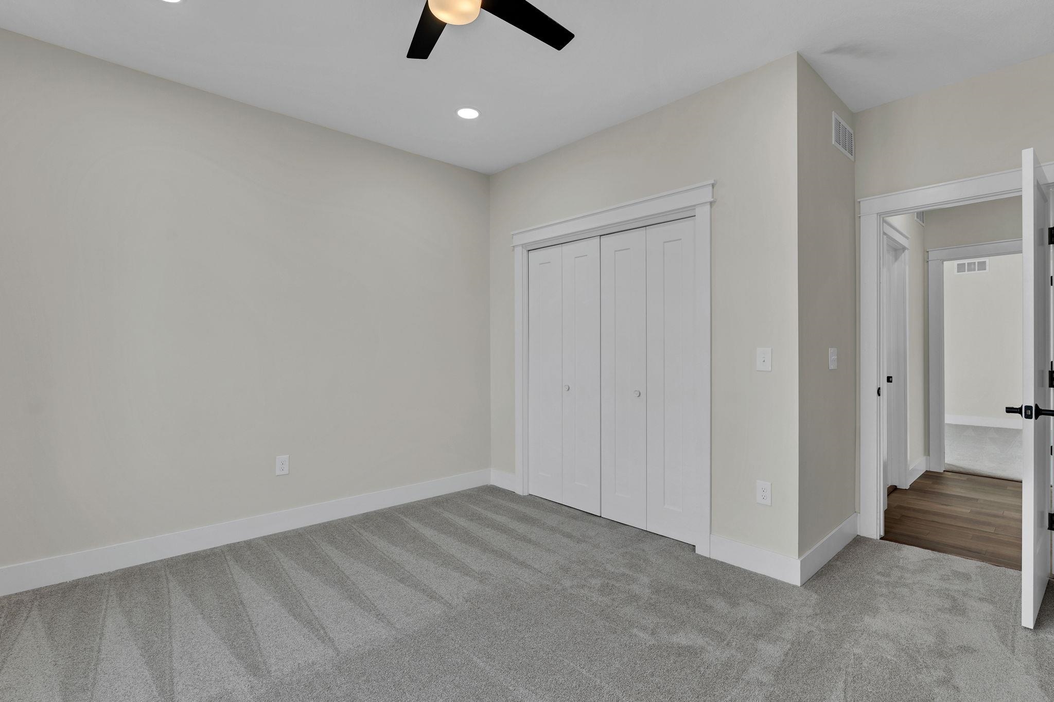 7215 E Ayesbury Wichita KS 67226
