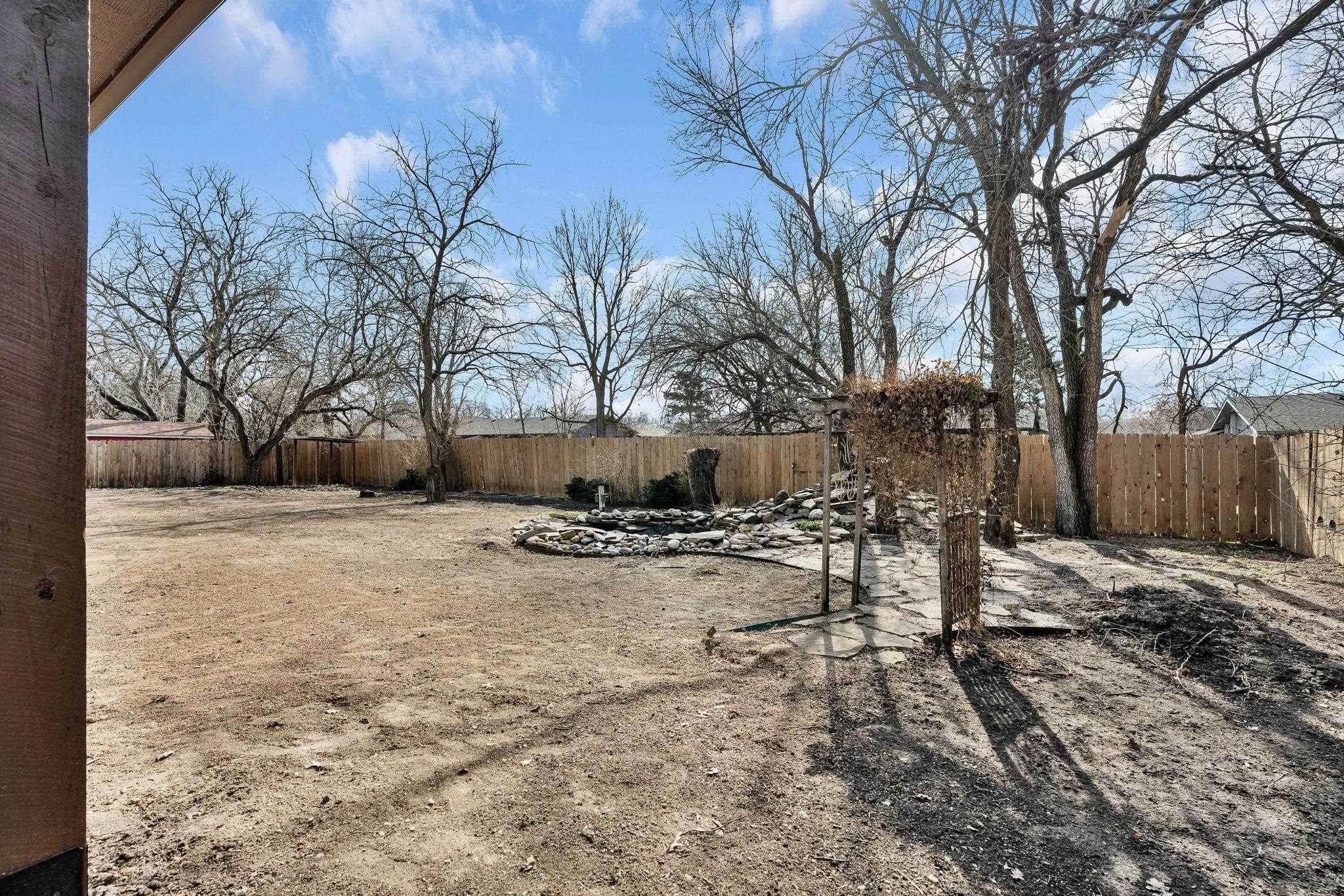 7215 E Ayesbury Wichita KS 67226